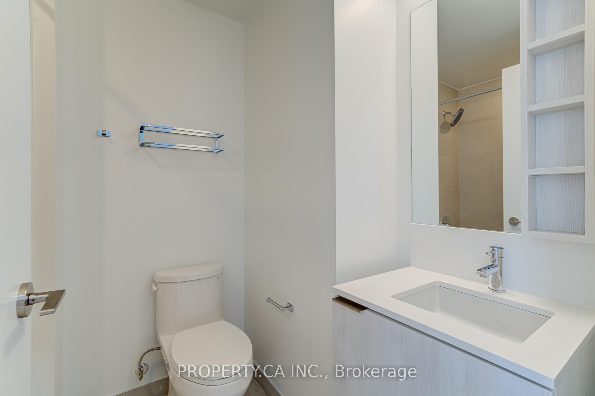 1000 Portage Parkway 2107