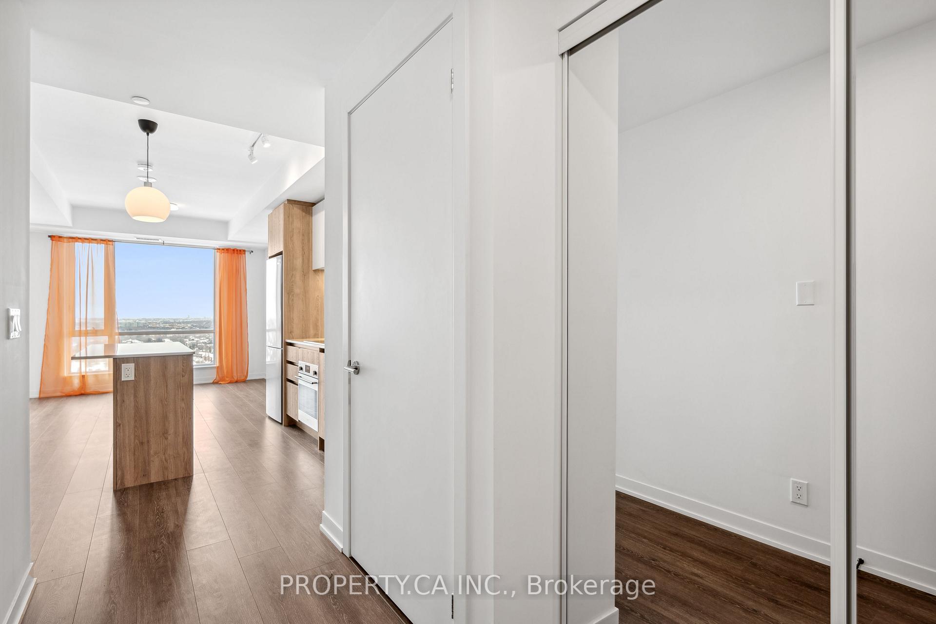 7950 Bathurst Street 2405