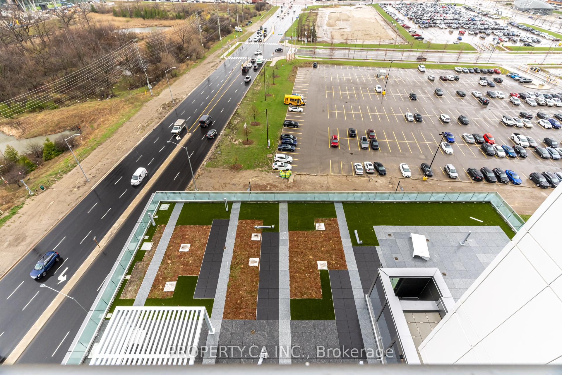 7890 Jane Street 1201