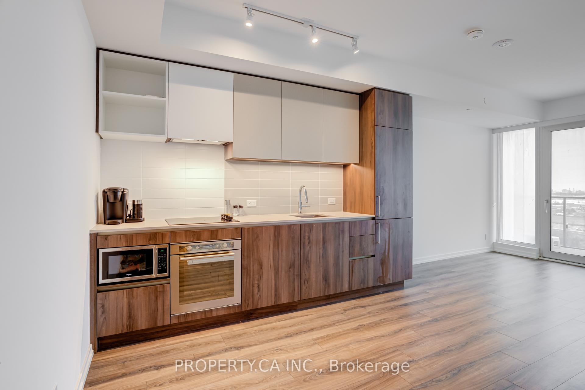 7890 Jane Street 1201