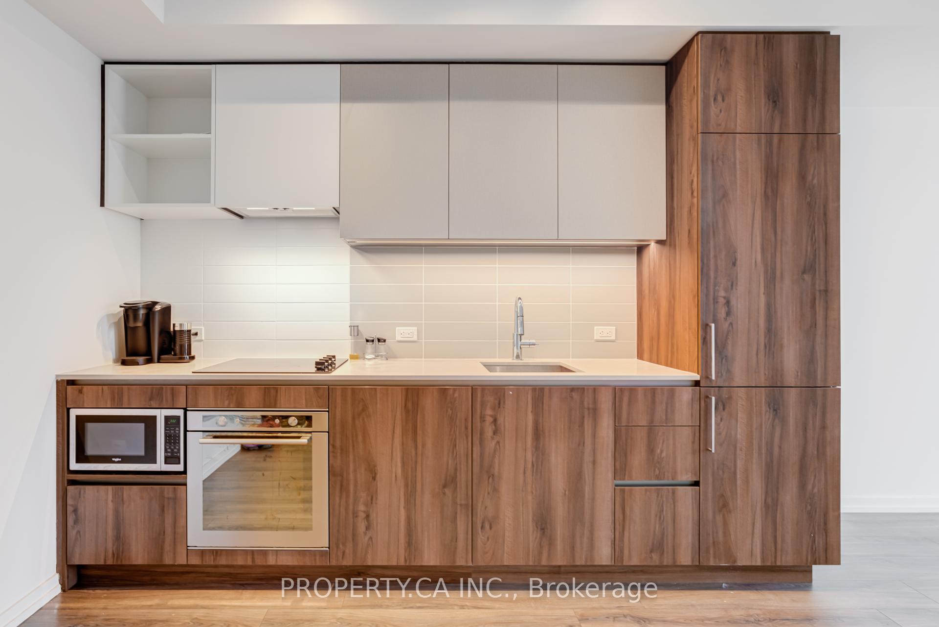 7890 Jane Street 1201