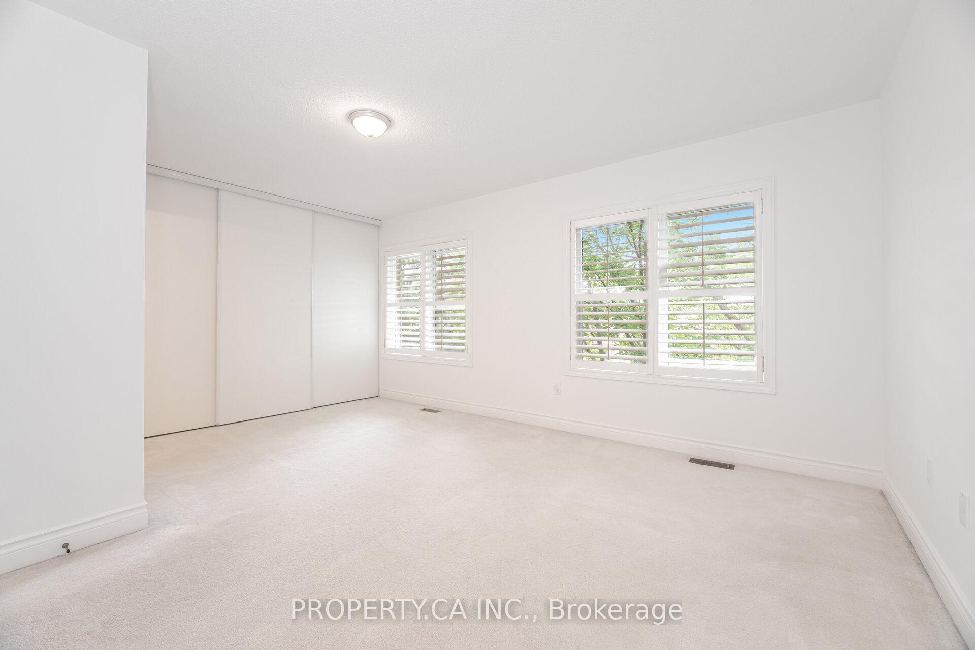 8038 Yonge Street 25