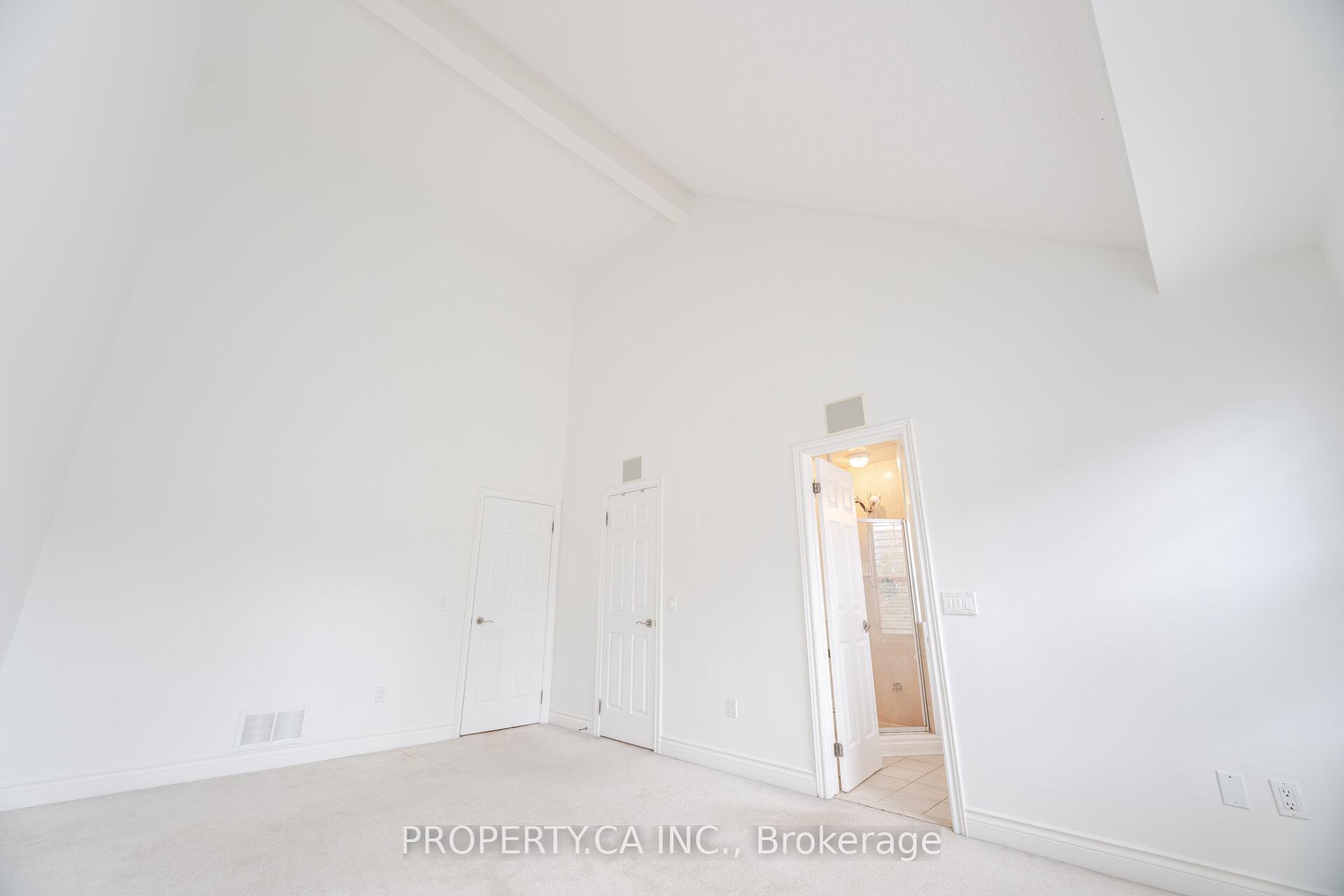 8038 Yonge Street 25