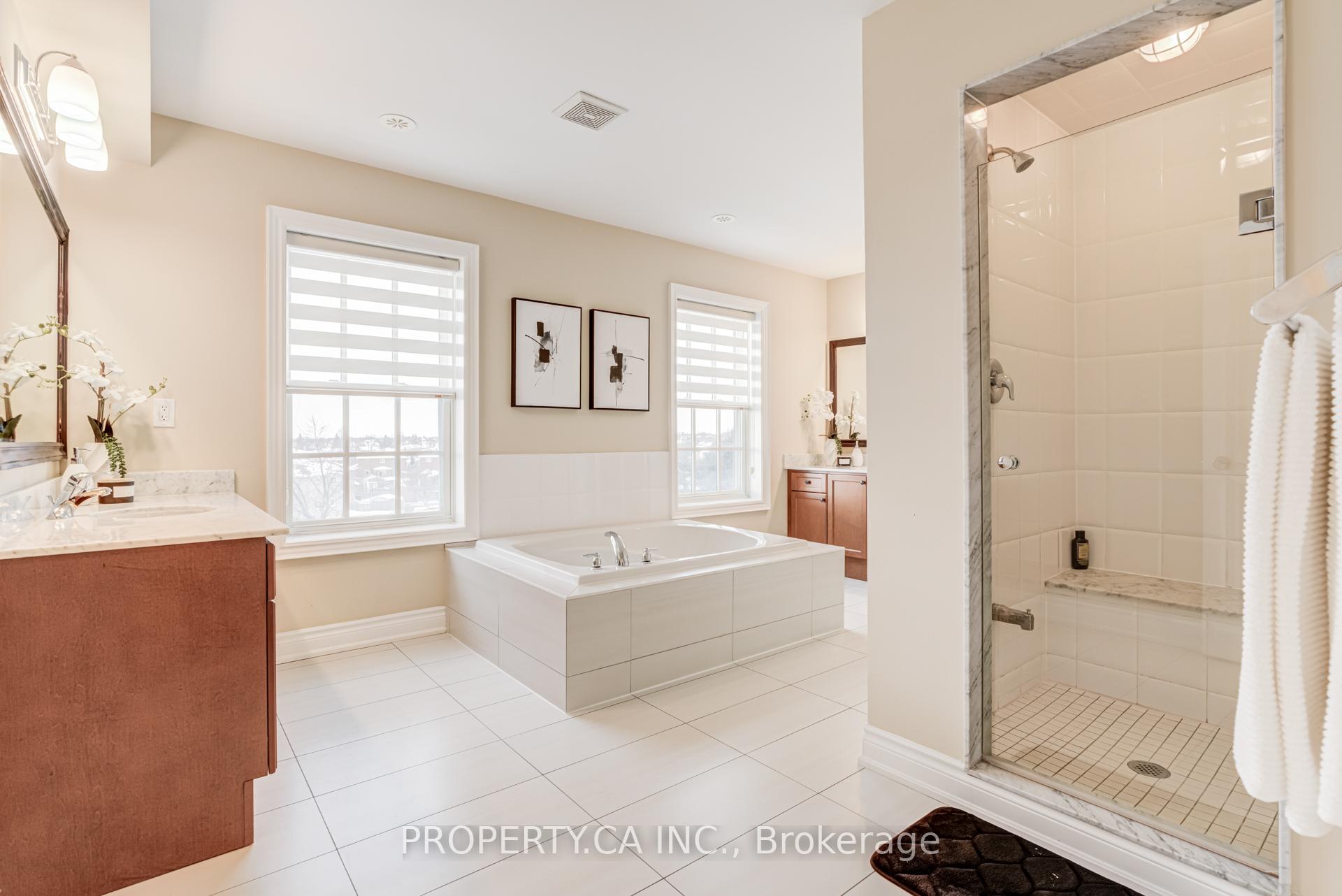 10060 Keele Street 16