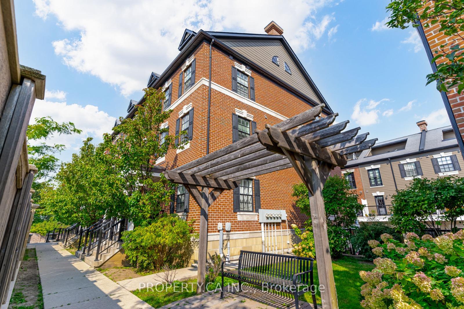 10060 Keele Street 16