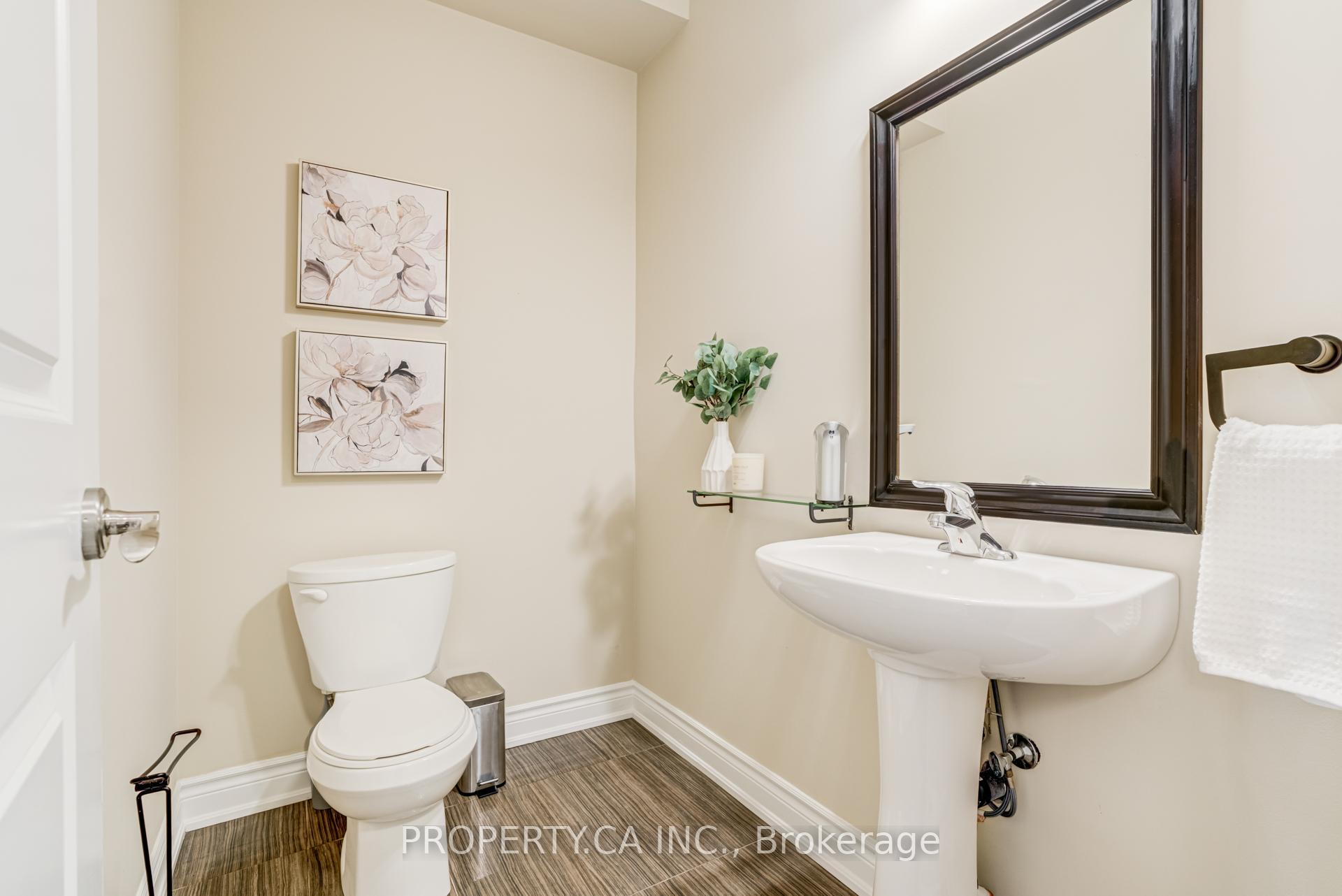 10060 Keele Street 16