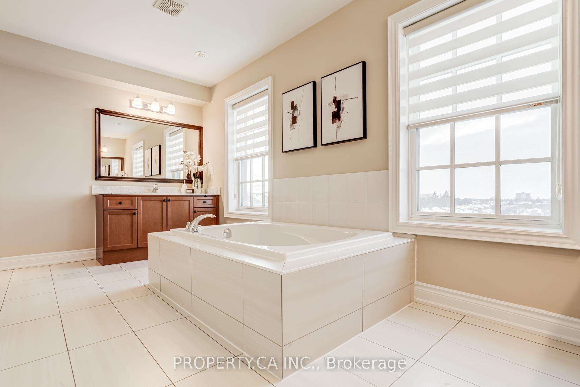 10060 Keele Street 16