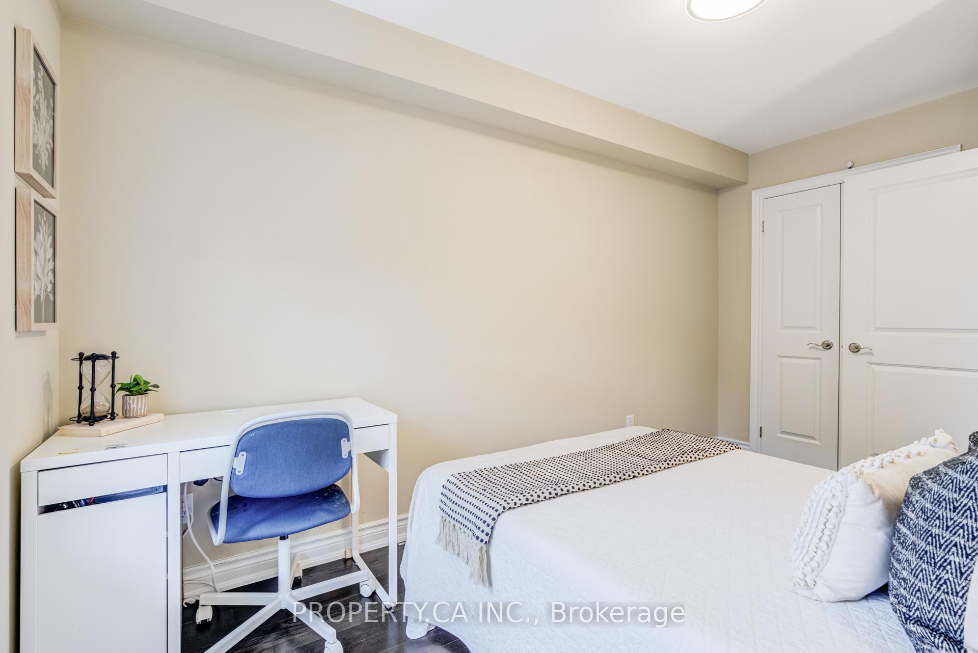 10060 Keele Street 16