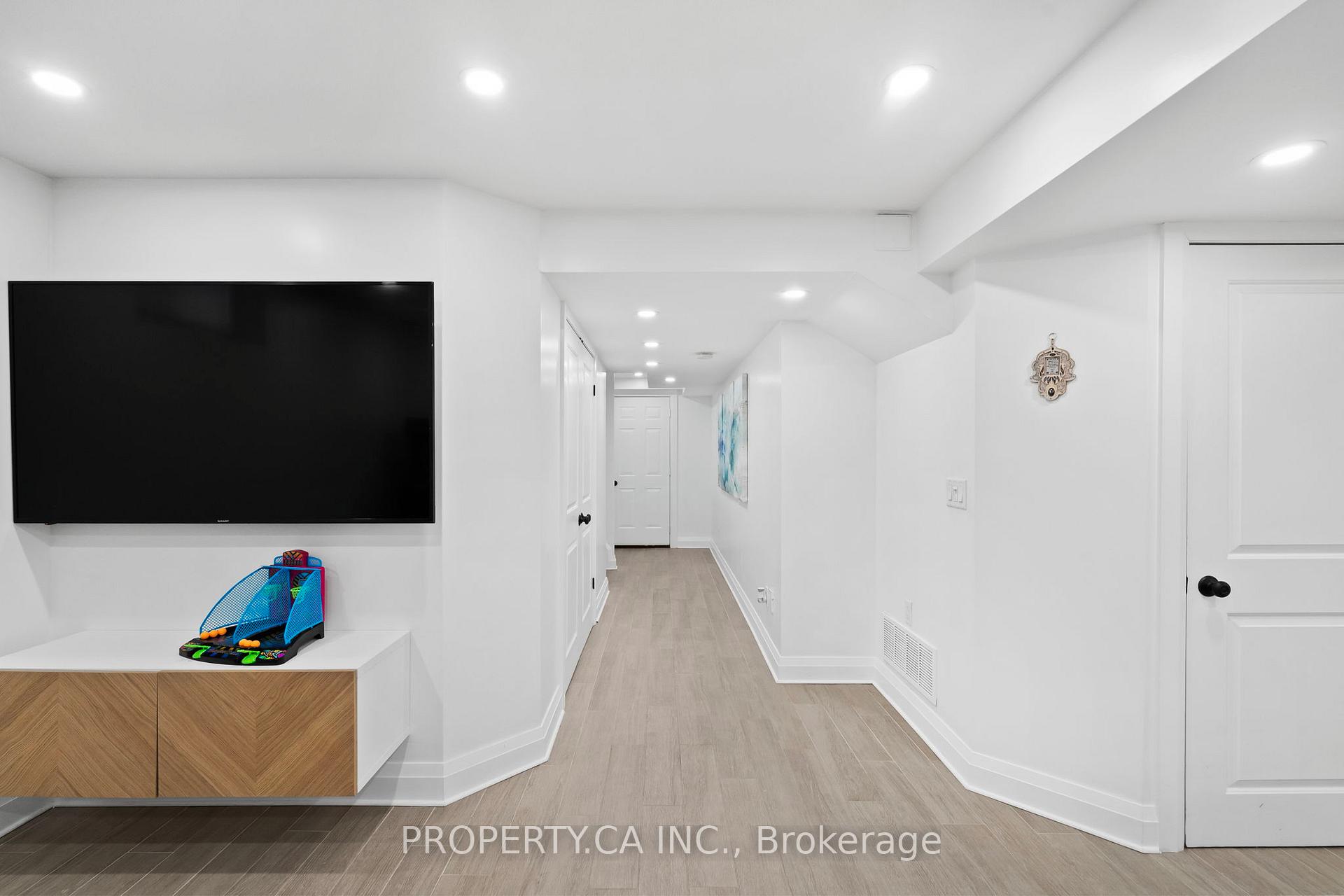 44 Andrew Hill Drive