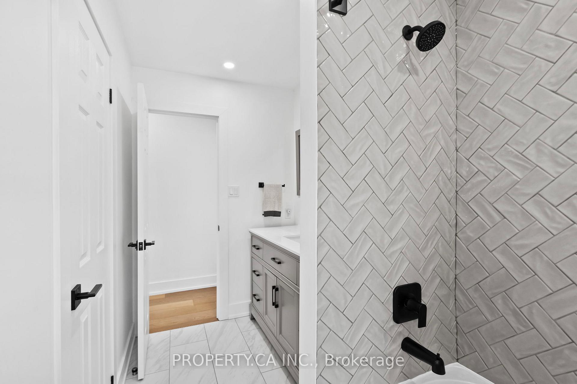 44 Andrew Hill Drive