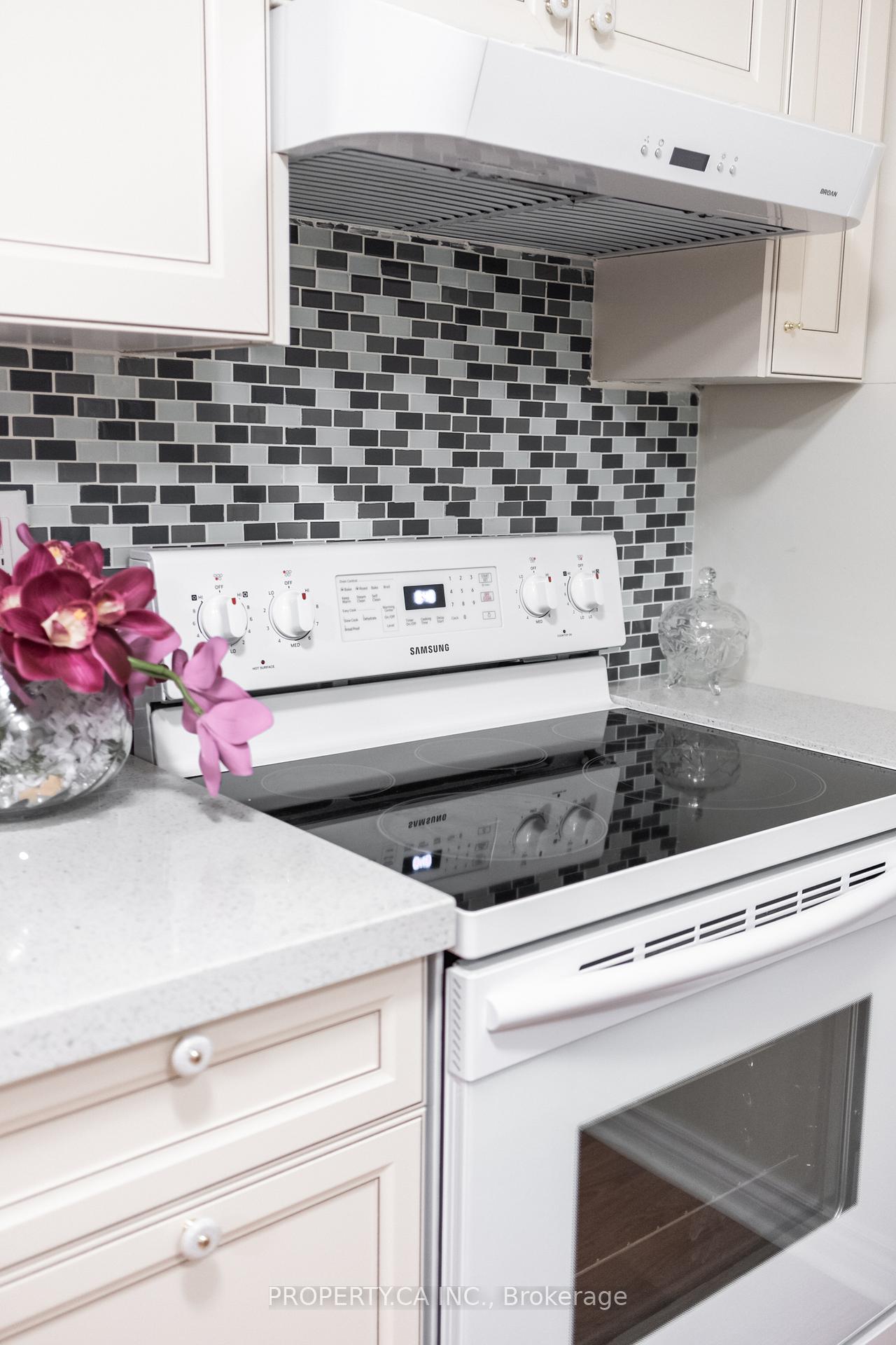 70 Grand Trunk Avenue Lower