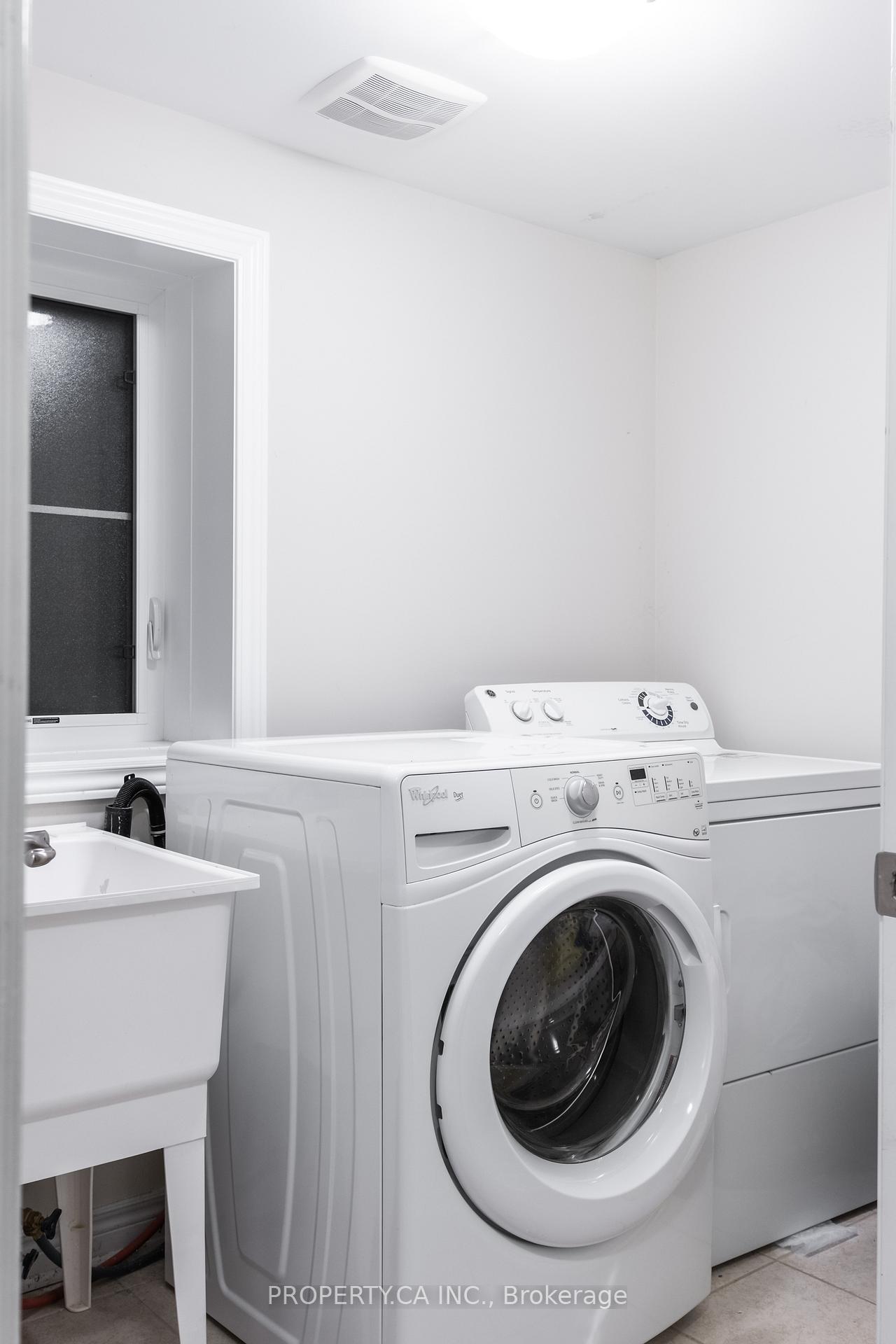 70 Grand Trunk Avenue Lower