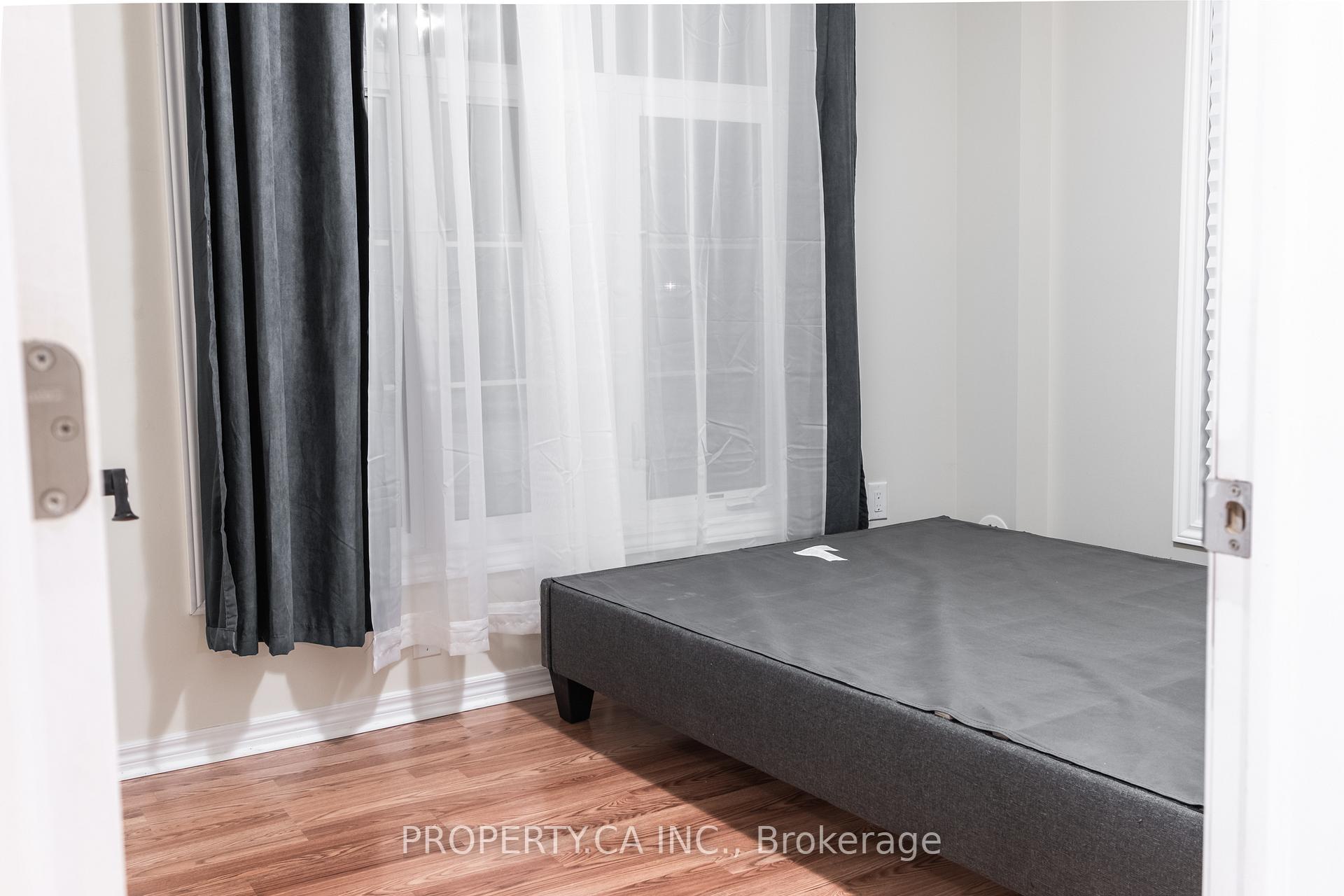 70 Grand Trunk Avenue Lower