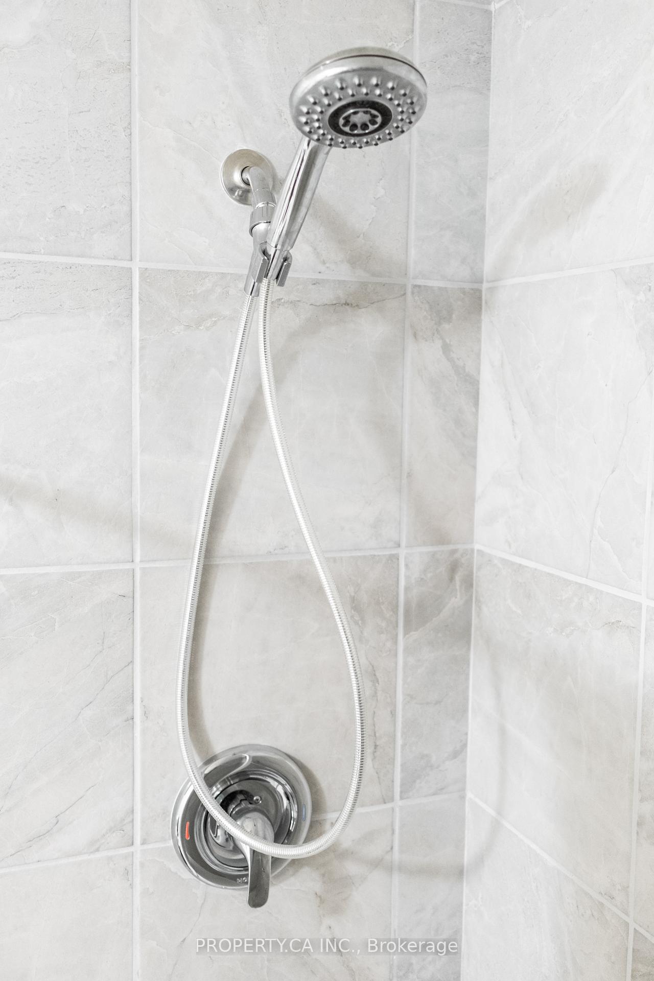 70 Grand Trunk Avenue Lower