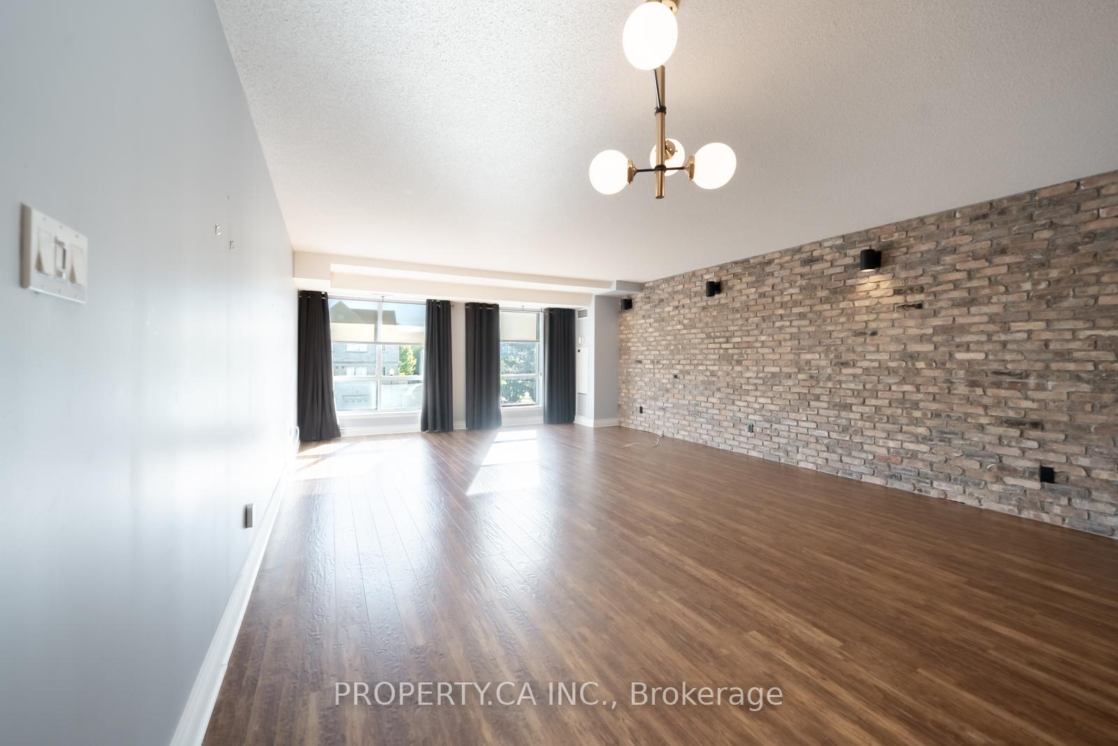 399 South Park Road 303