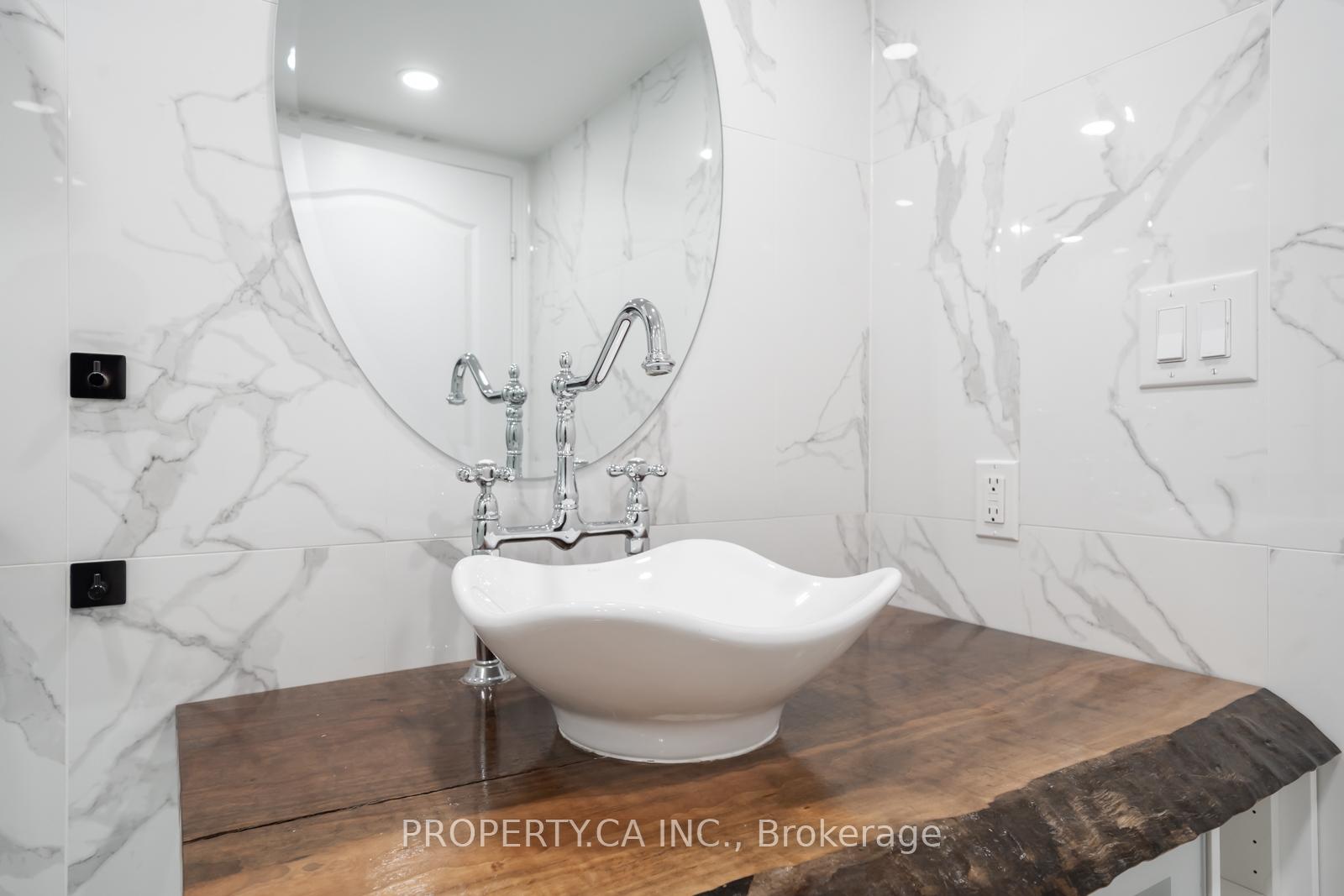 399 South Park Road 303