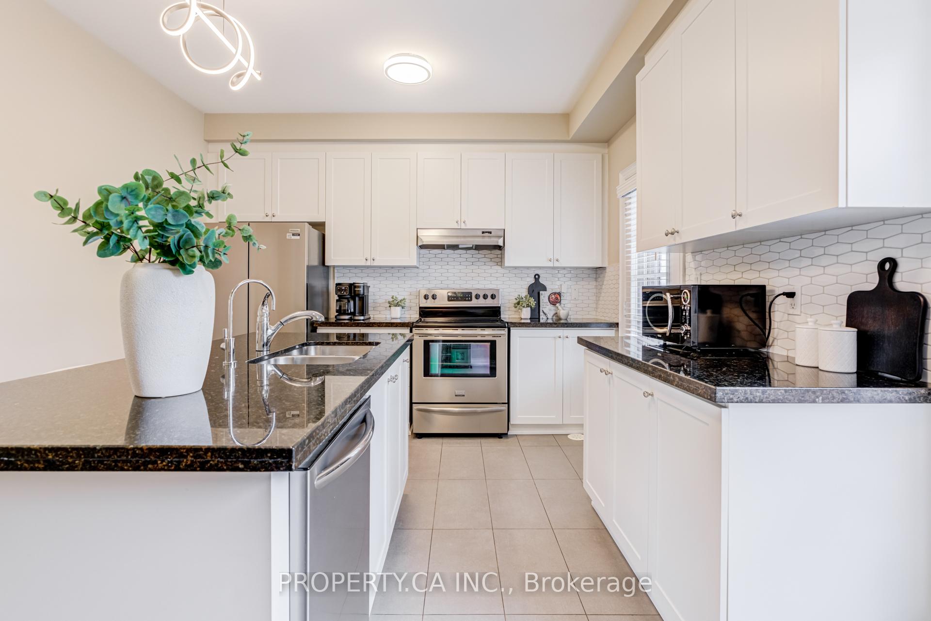10060 Keele Street 16