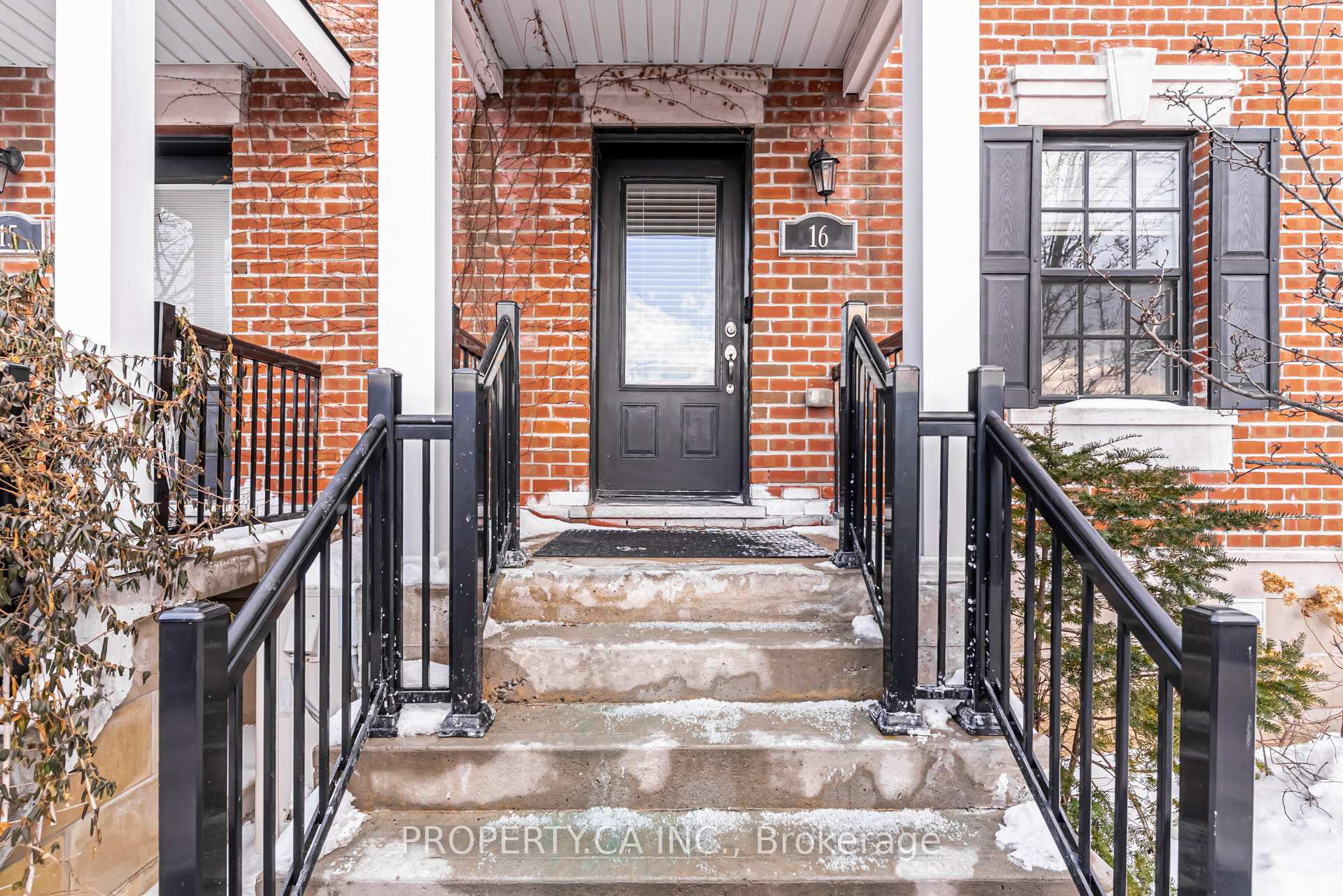10060 Keele Street 16