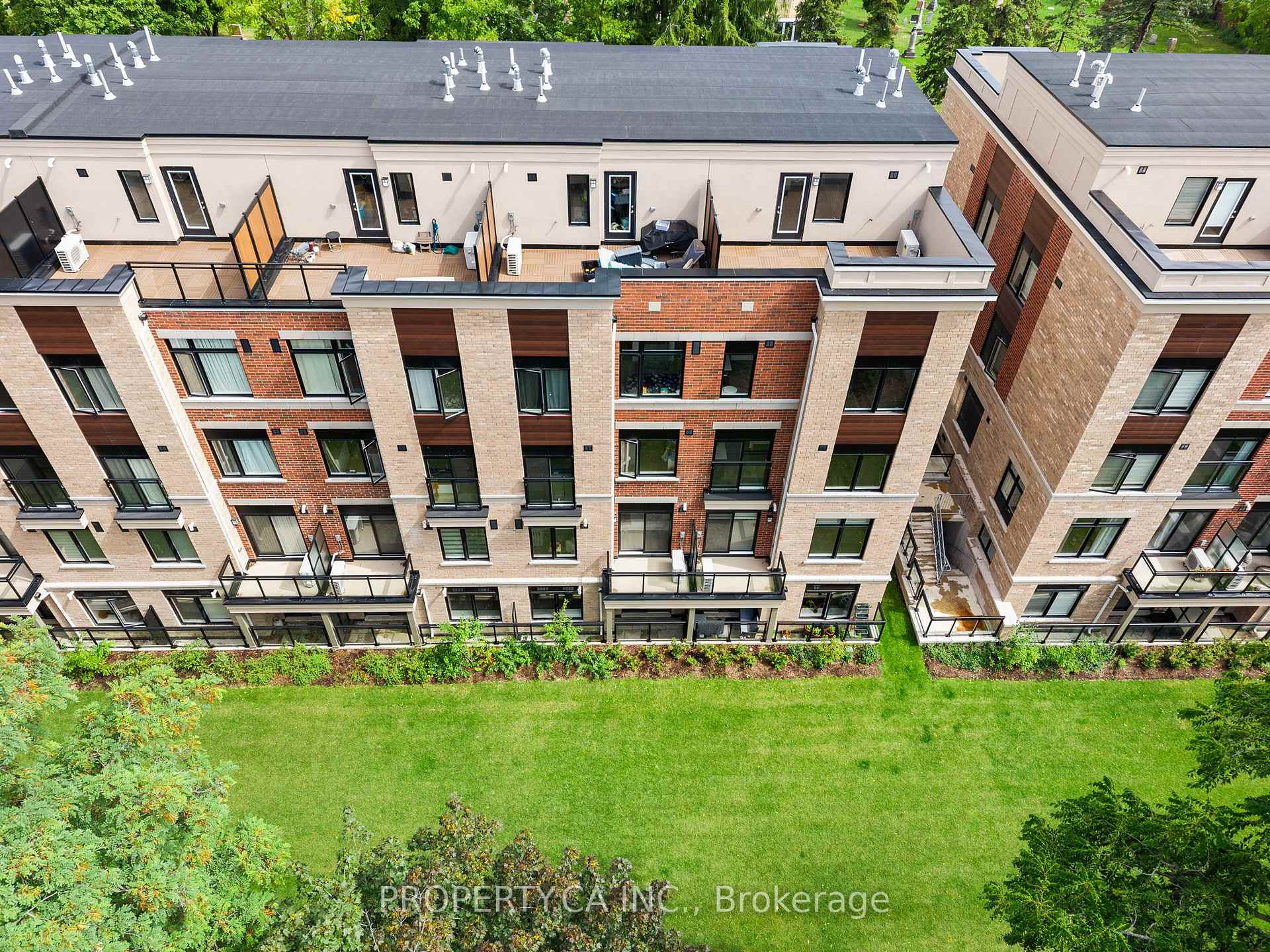 58 Elizabeth Street S 2207