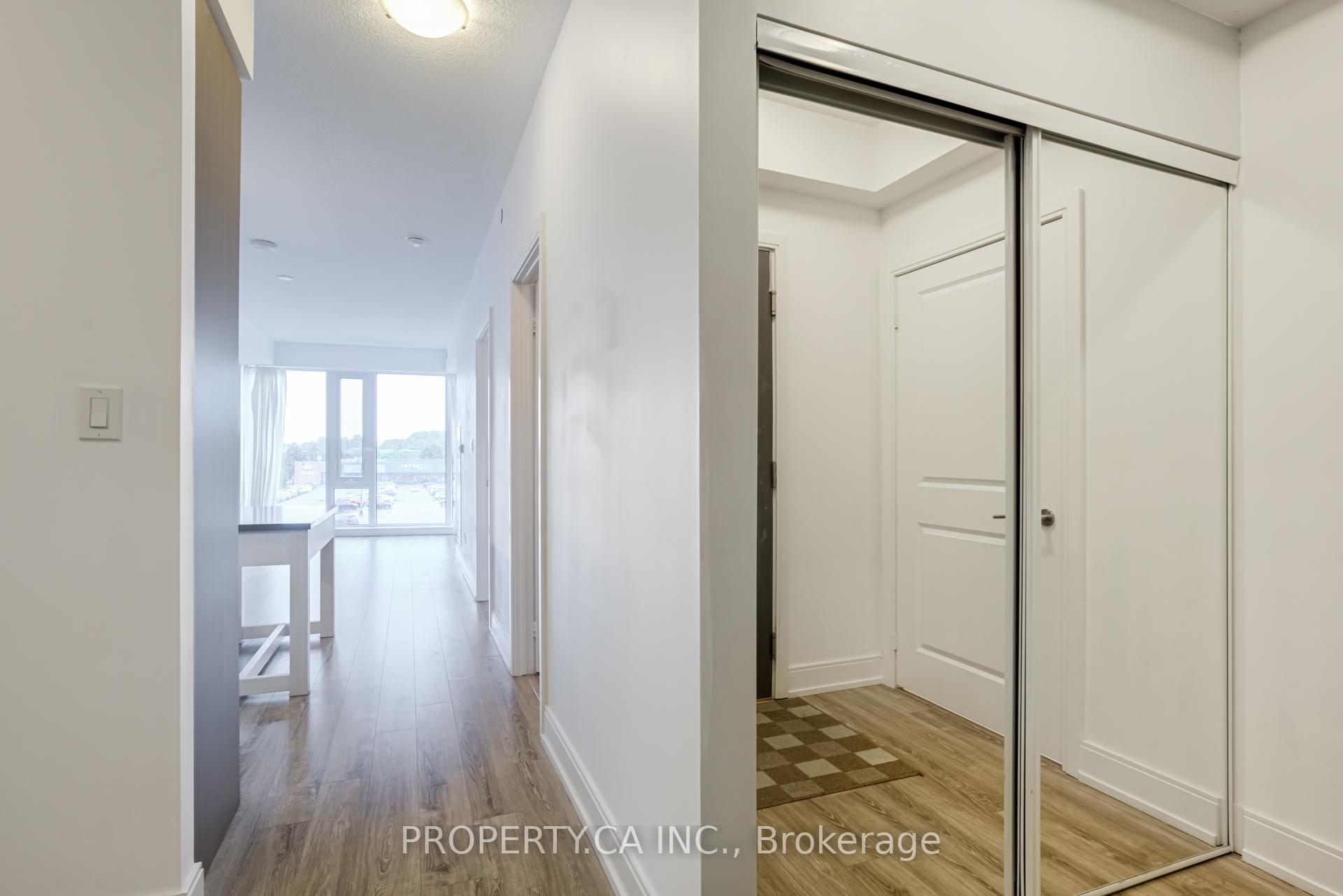 9600 Yonge Street 305B