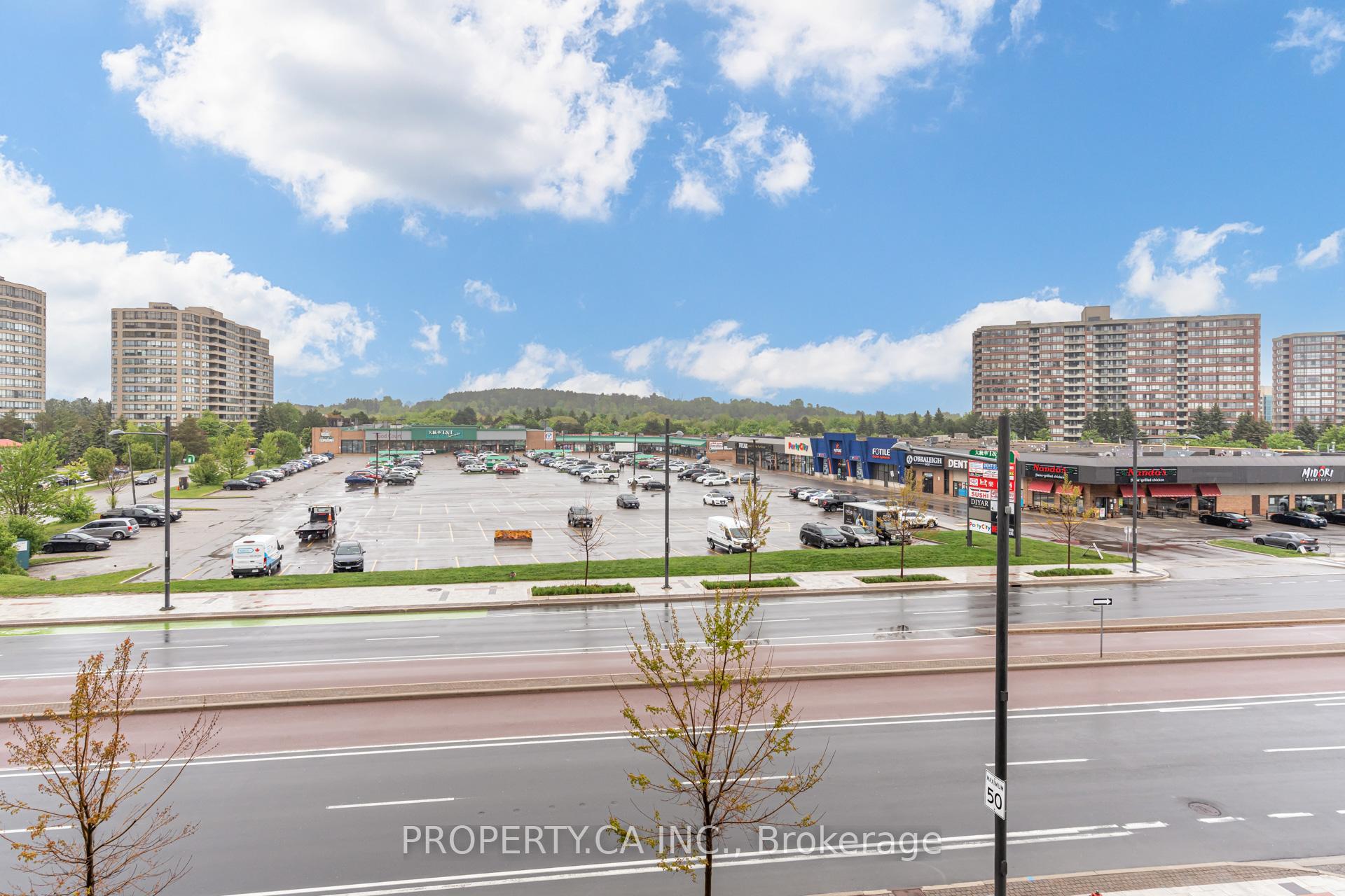 9600 Yonge Street 305B