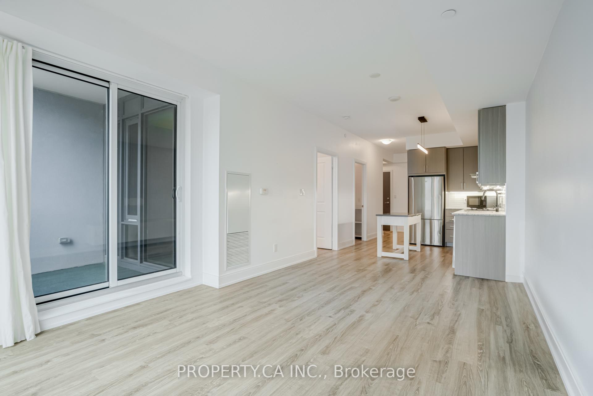 9600 Yonge Street 305B