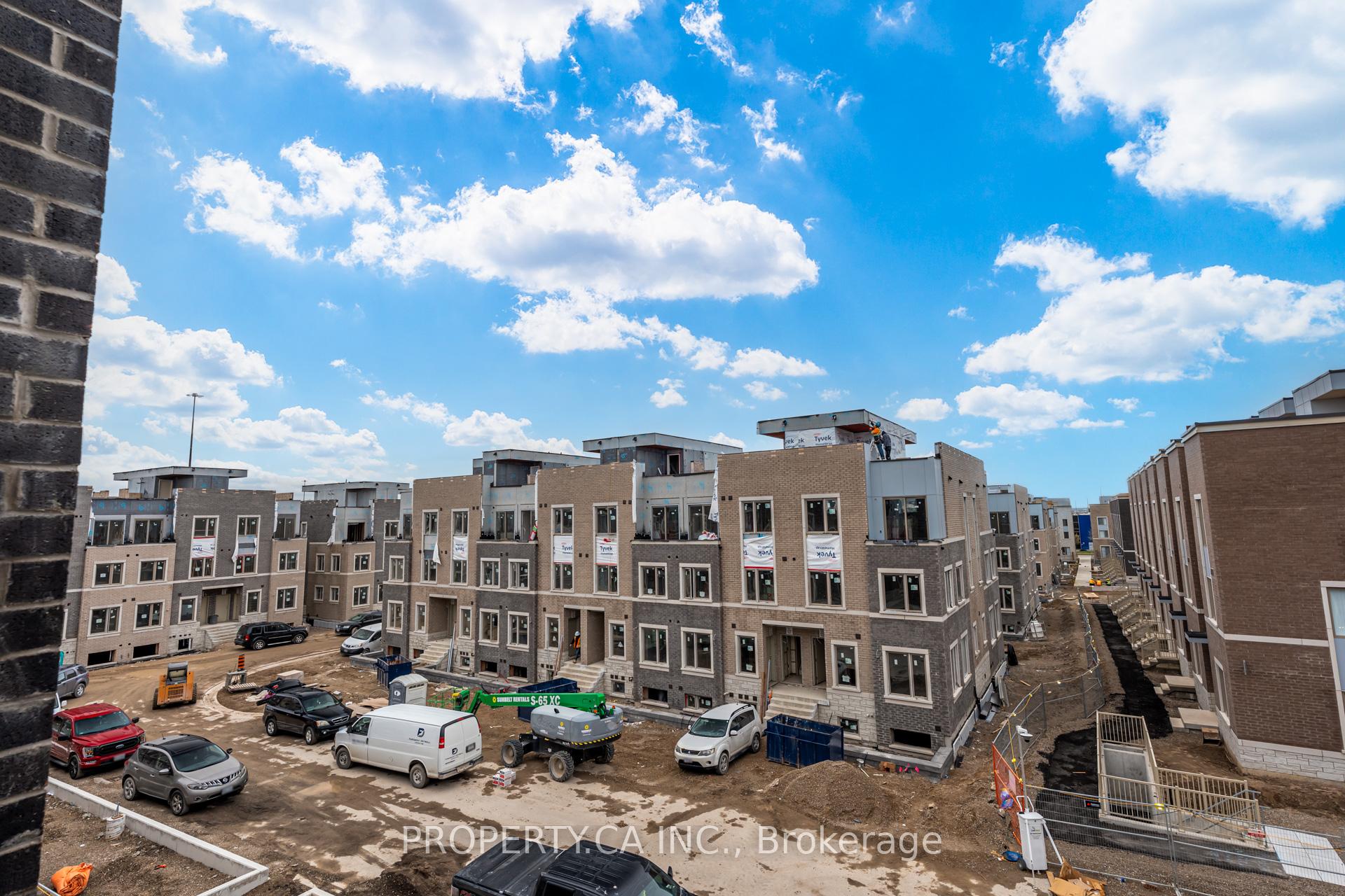 80 Honeycrisp Crescent TH377