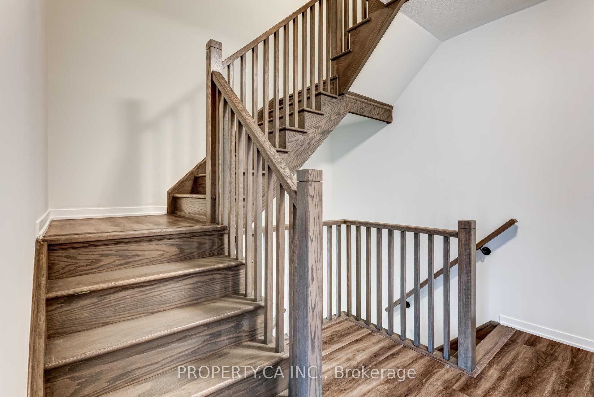 80 Honeycrisp Crescent TH377