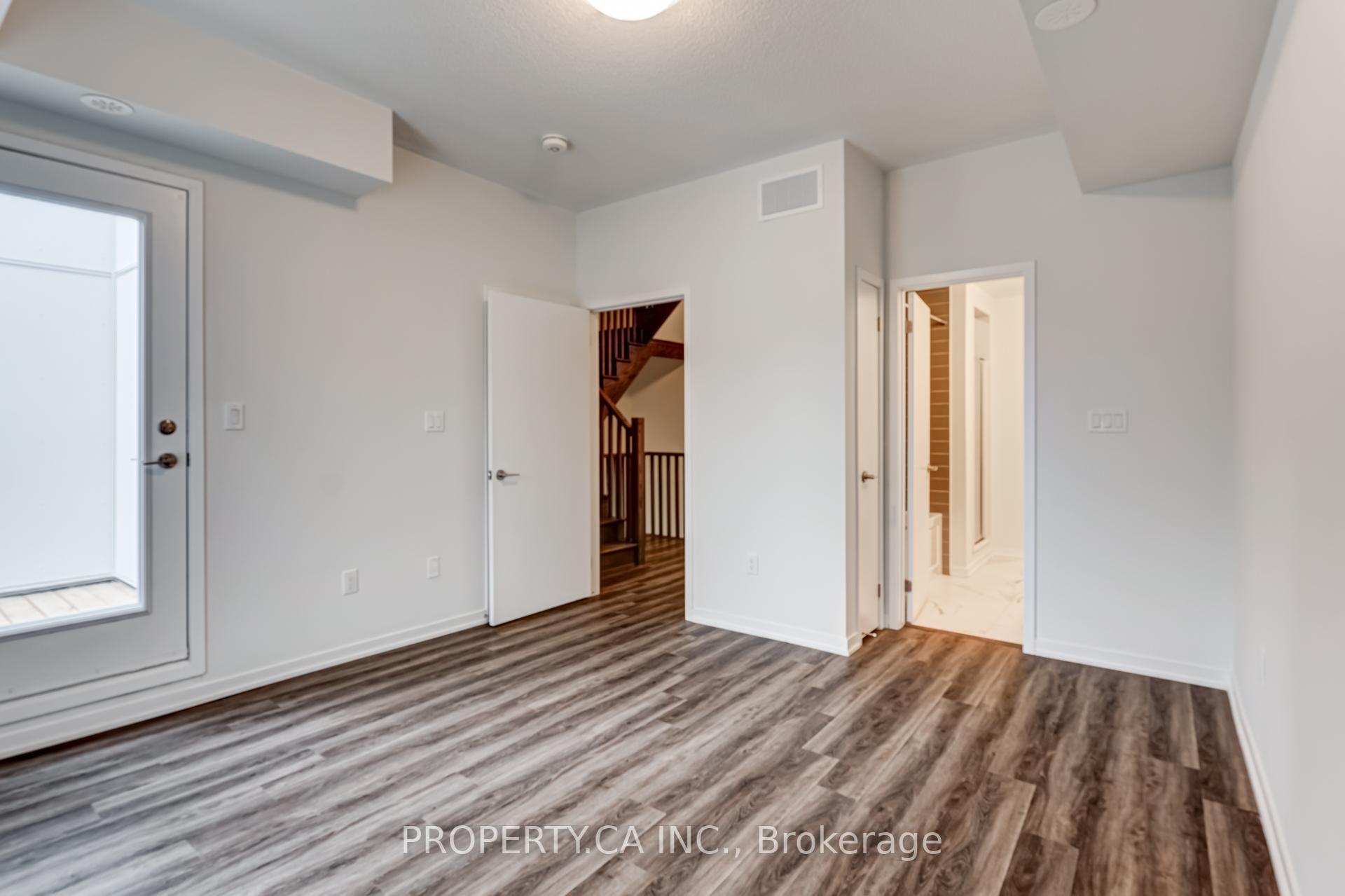 80 Honeycrisp Crescent TH377