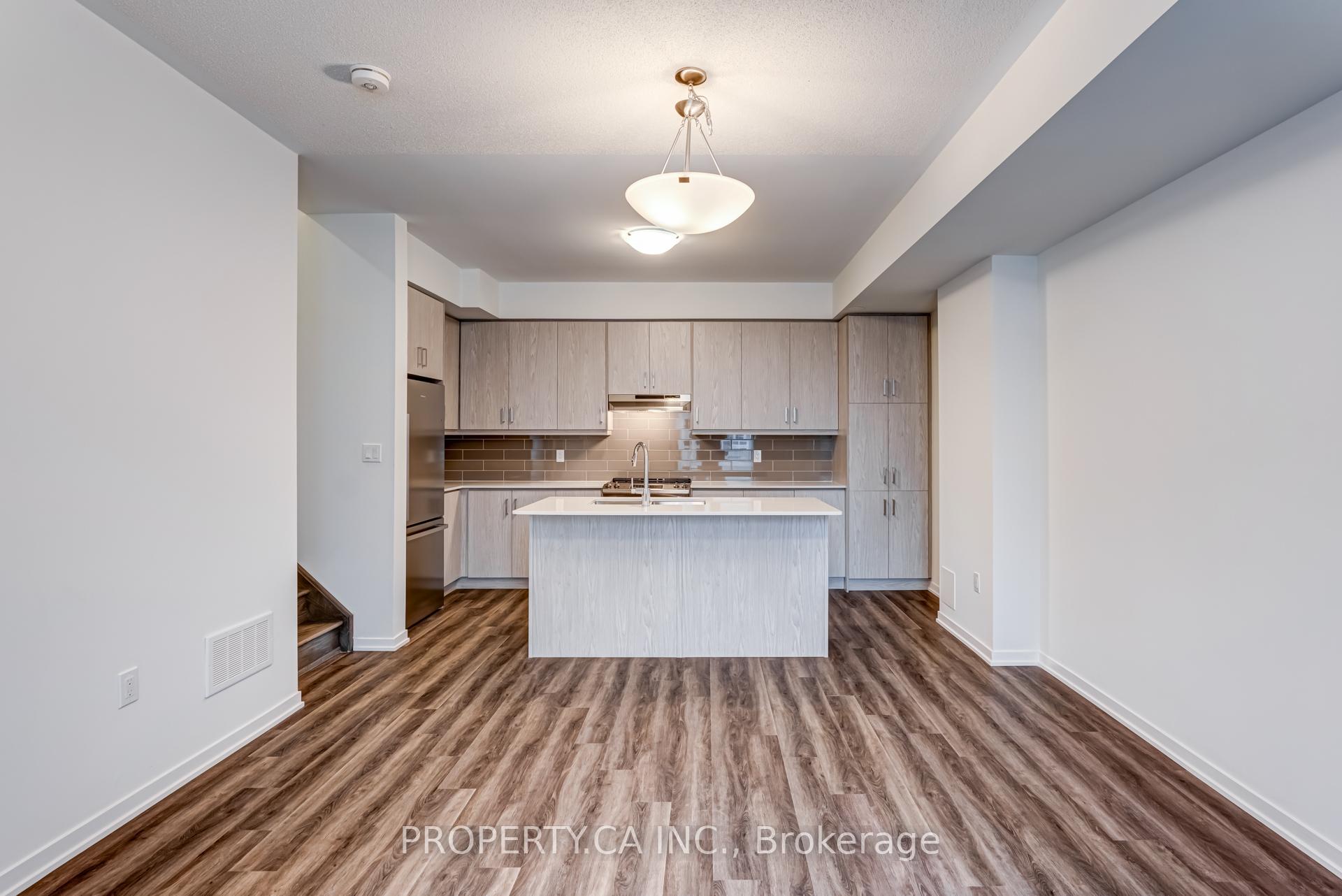 80 Honeycrisp Crescent TH377