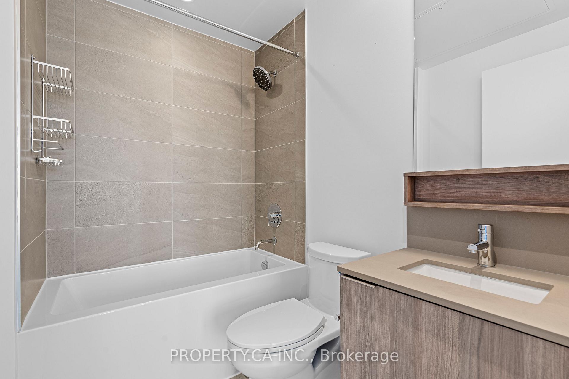 950 Portage Parkway 4915