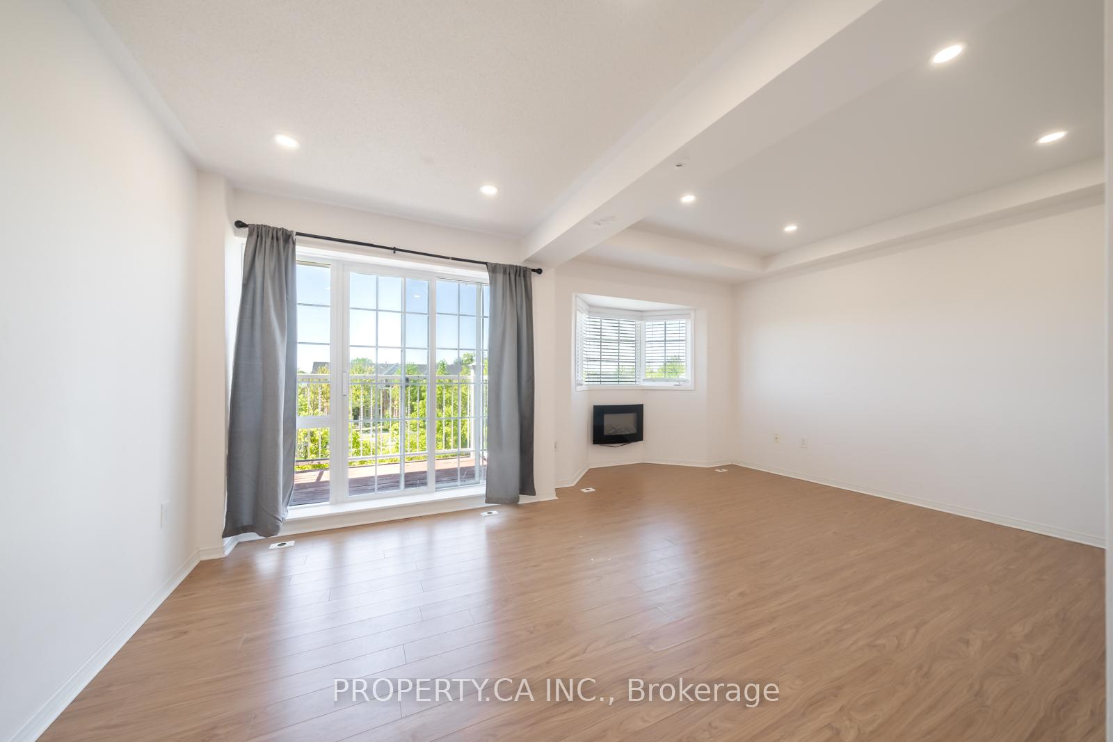 15 Cornell Meadows Avenue A206