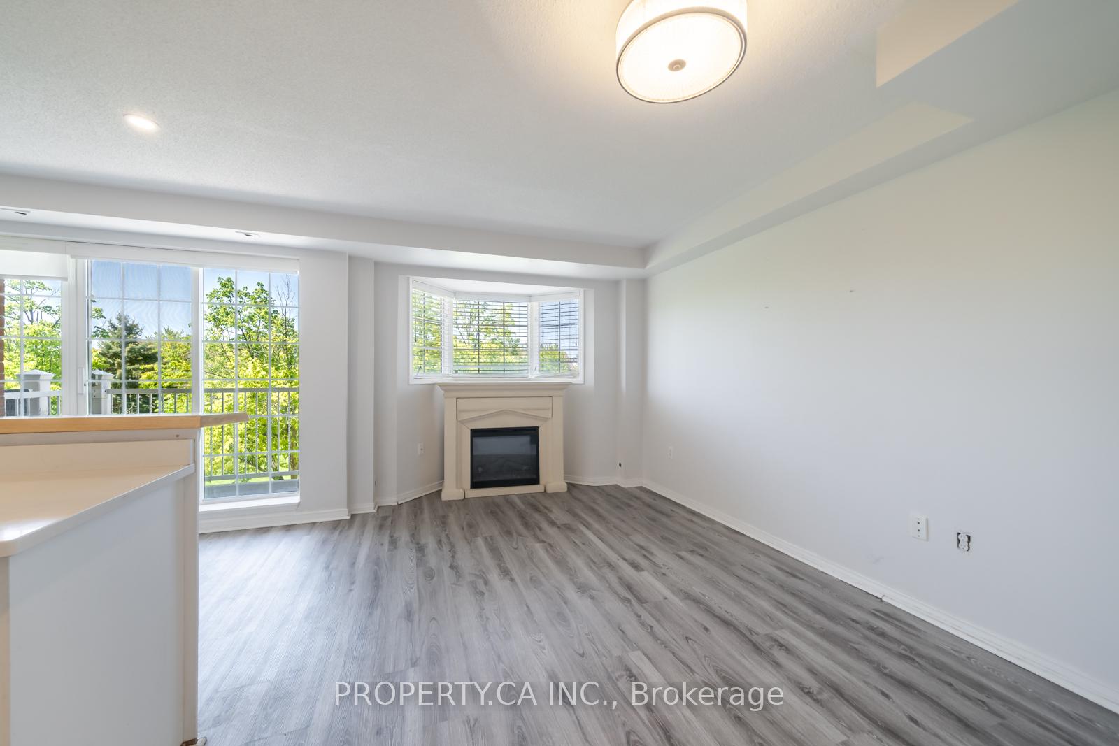 15 Cornell Meadows Avenue A206