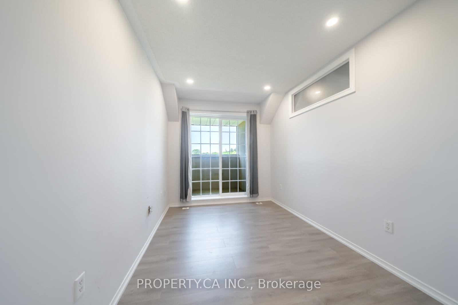 15 Cornell Meadows Avenue A206