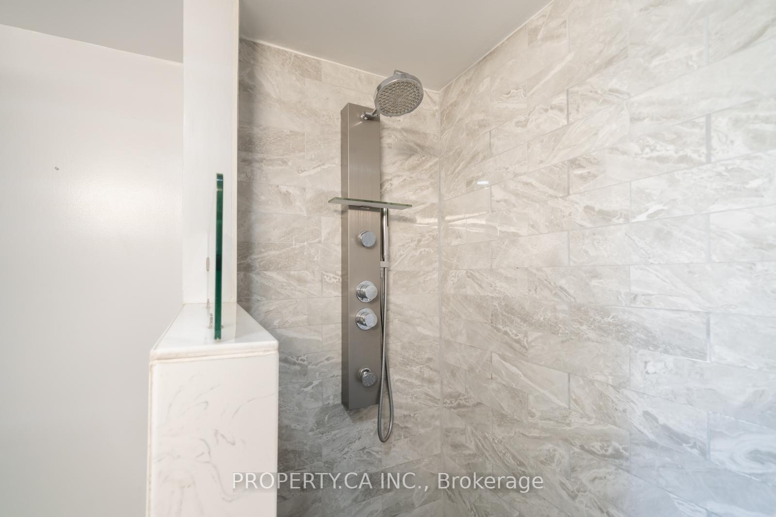 15 Cornell Meadows Avenue A206