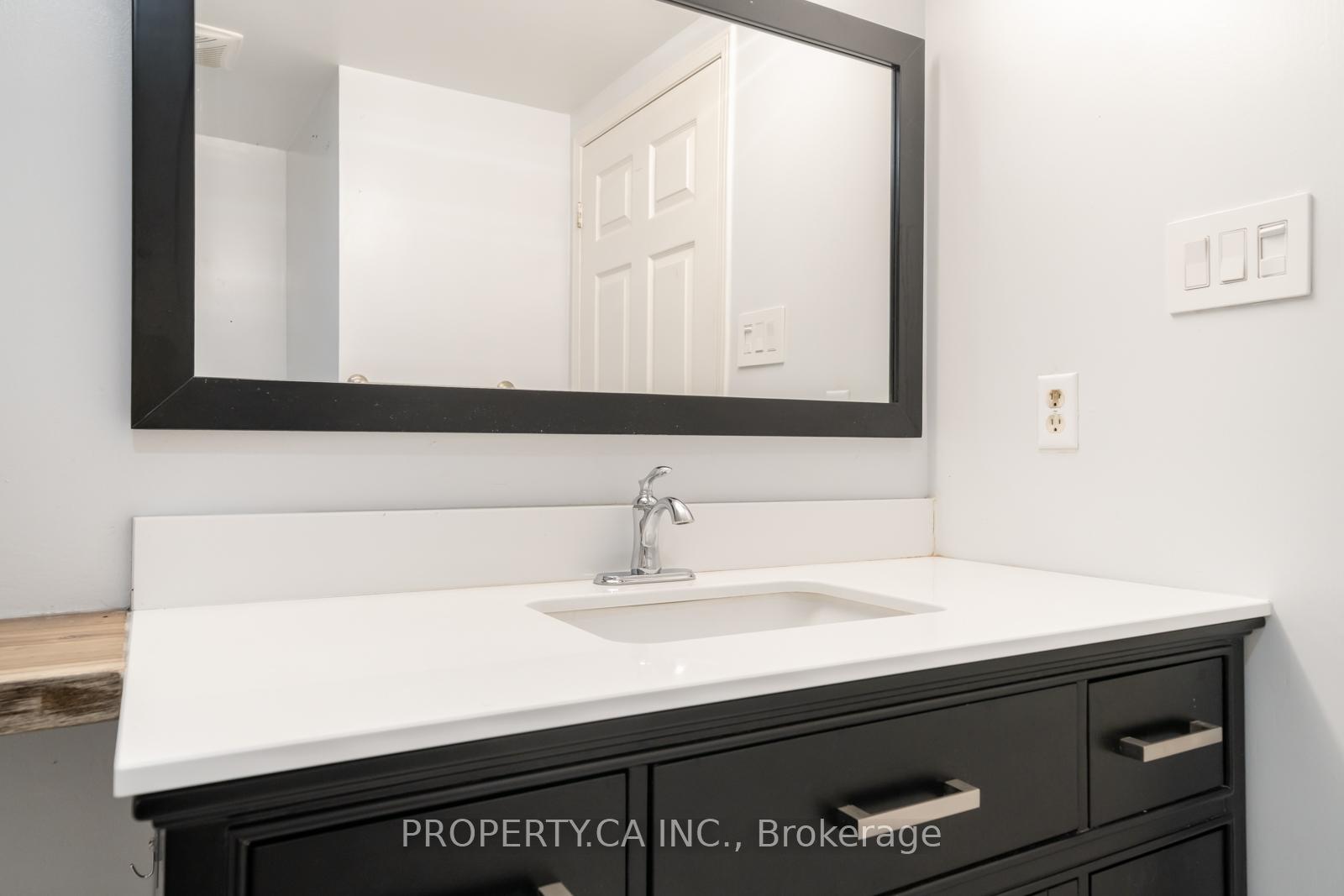 15 Cornell Meadows Avenue A206