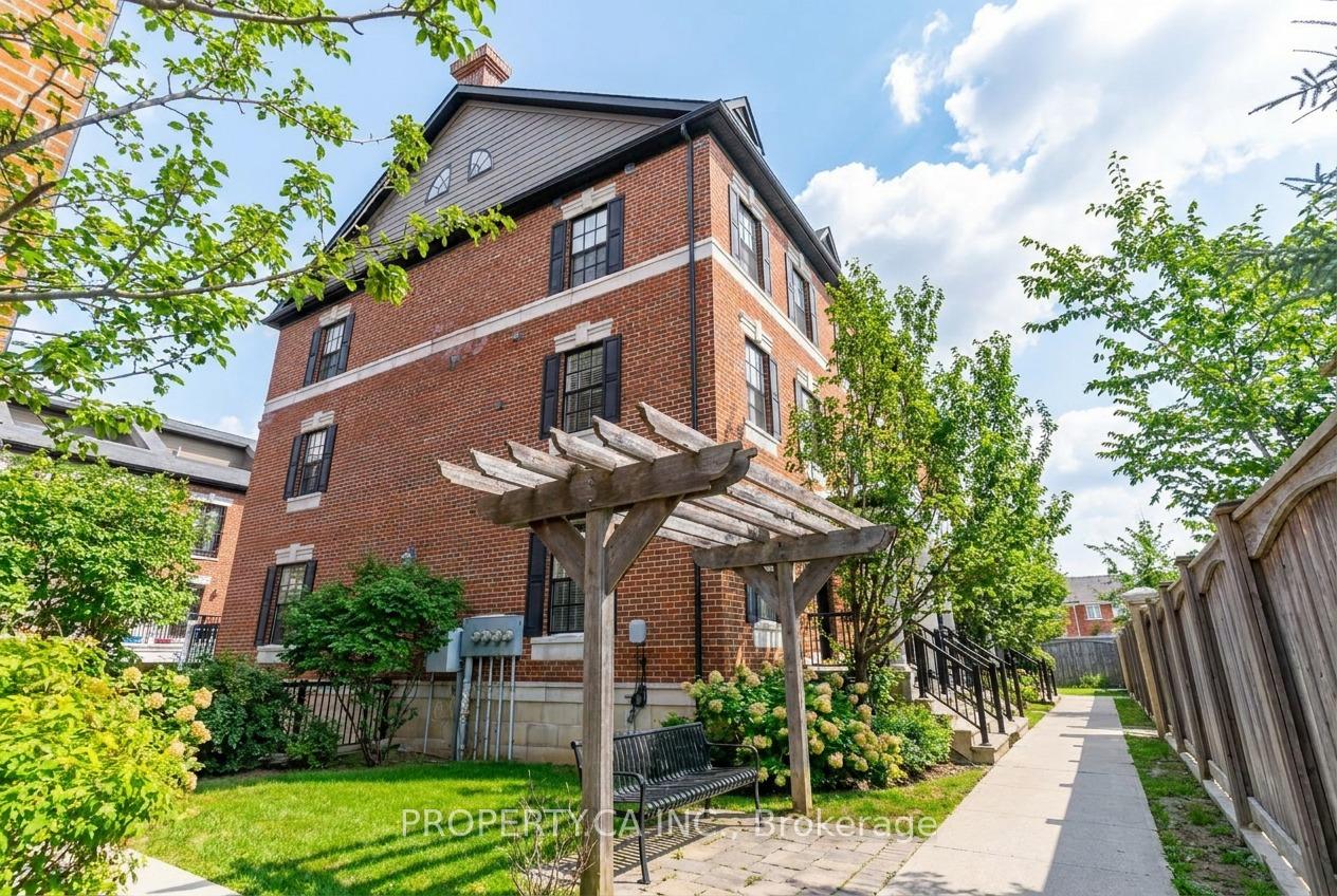 10060 Keele Street 16