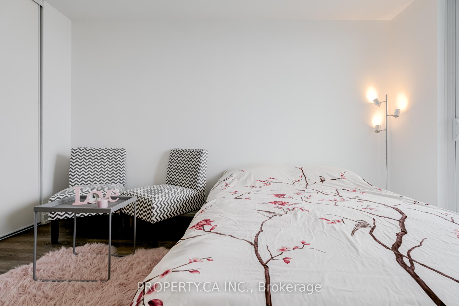 898 Portage Parkway 1602