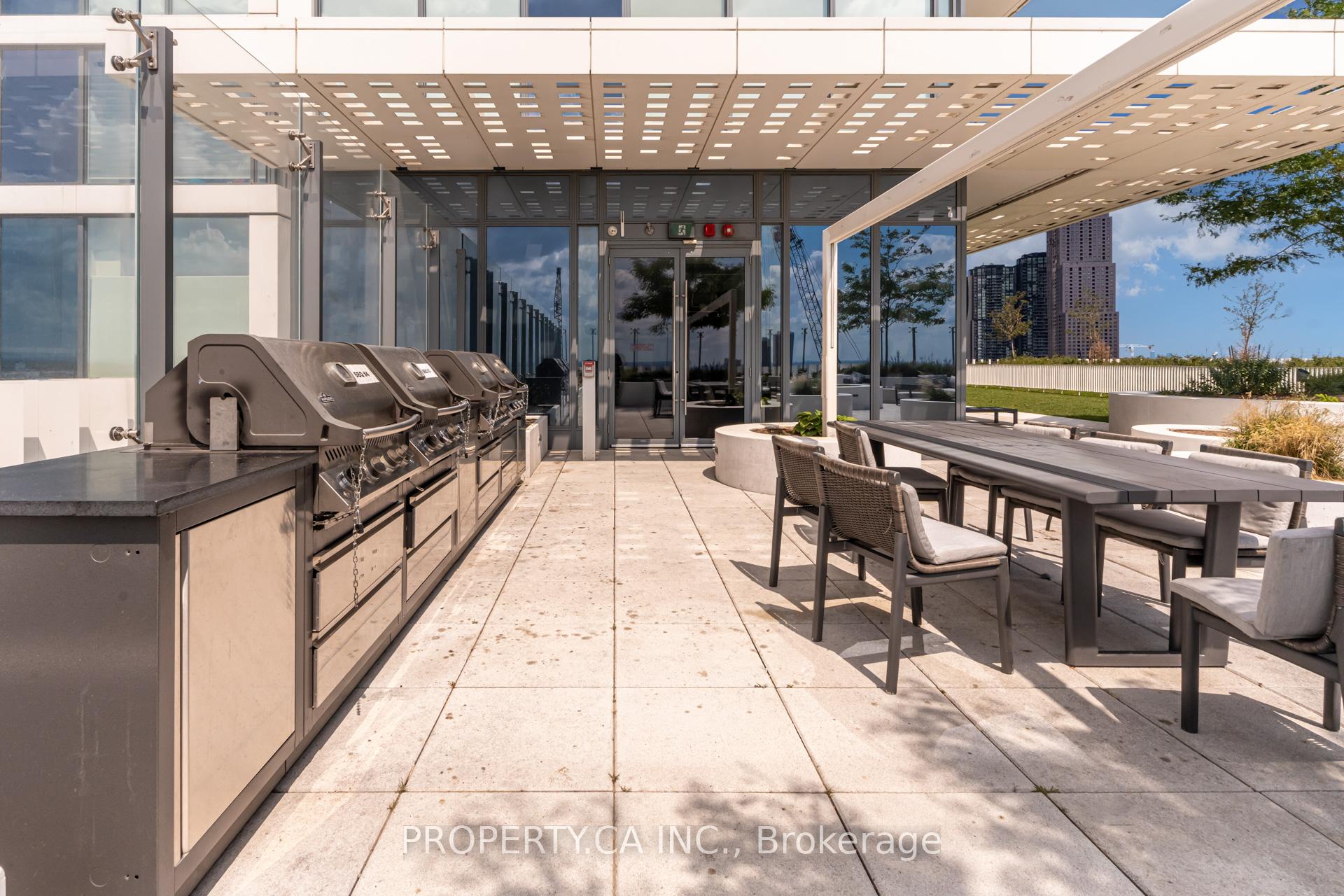 898 Portage Parkway 1602