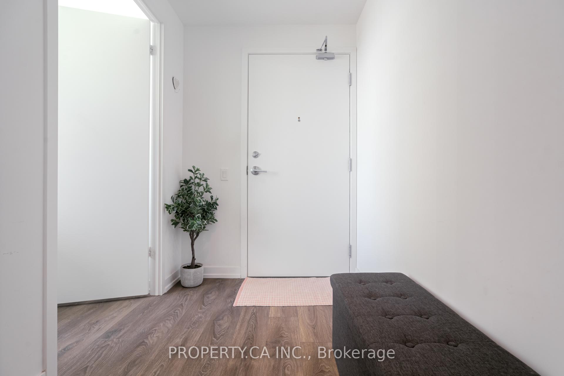 898 Portage Parkway 1602