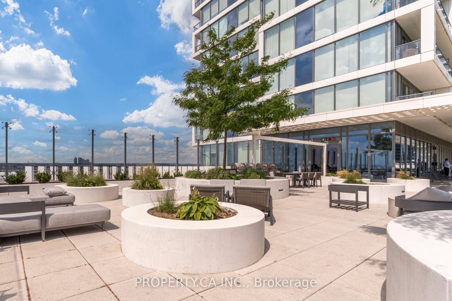 898 Portage Parkway 1602