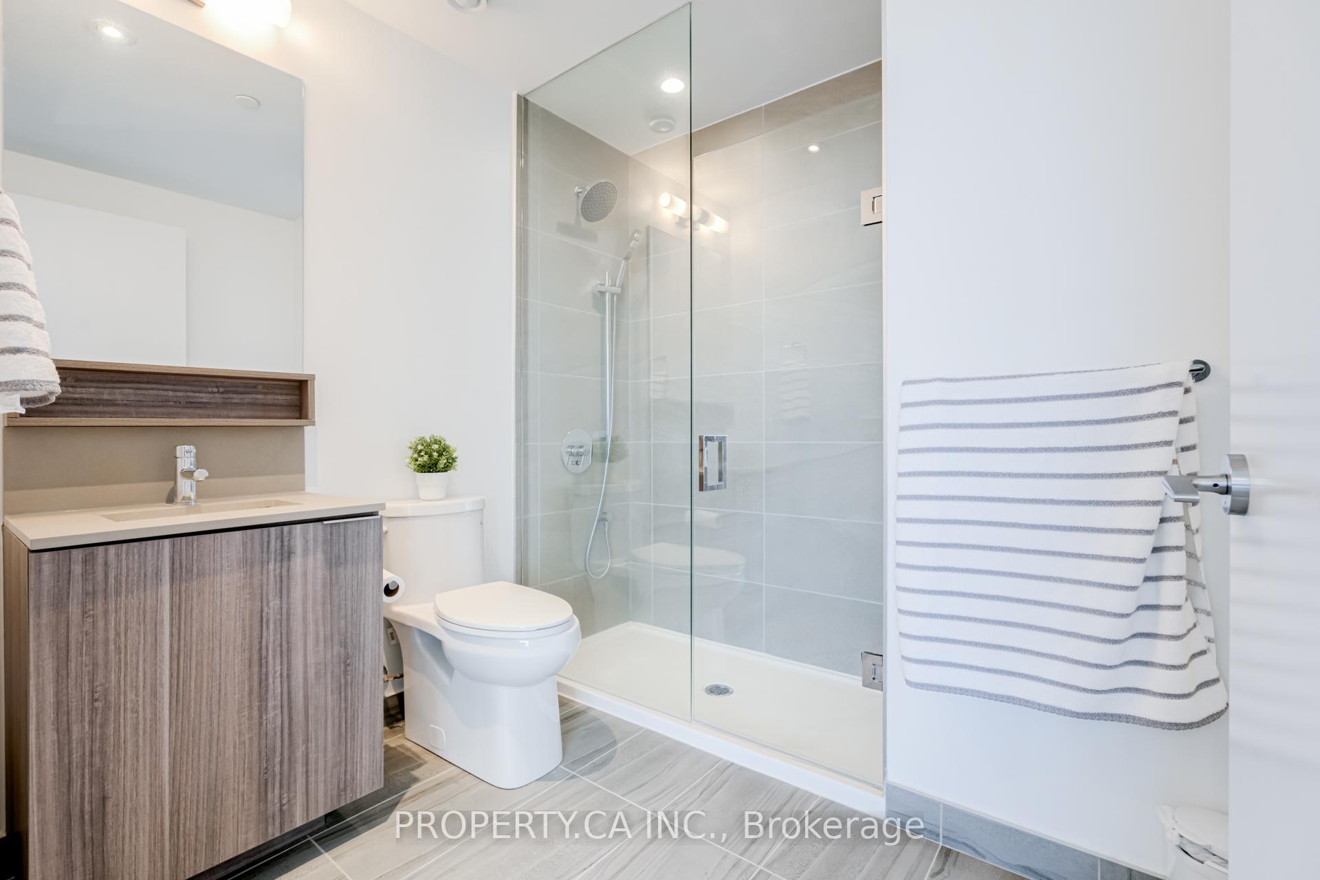 898 Portage Parkway 1602
