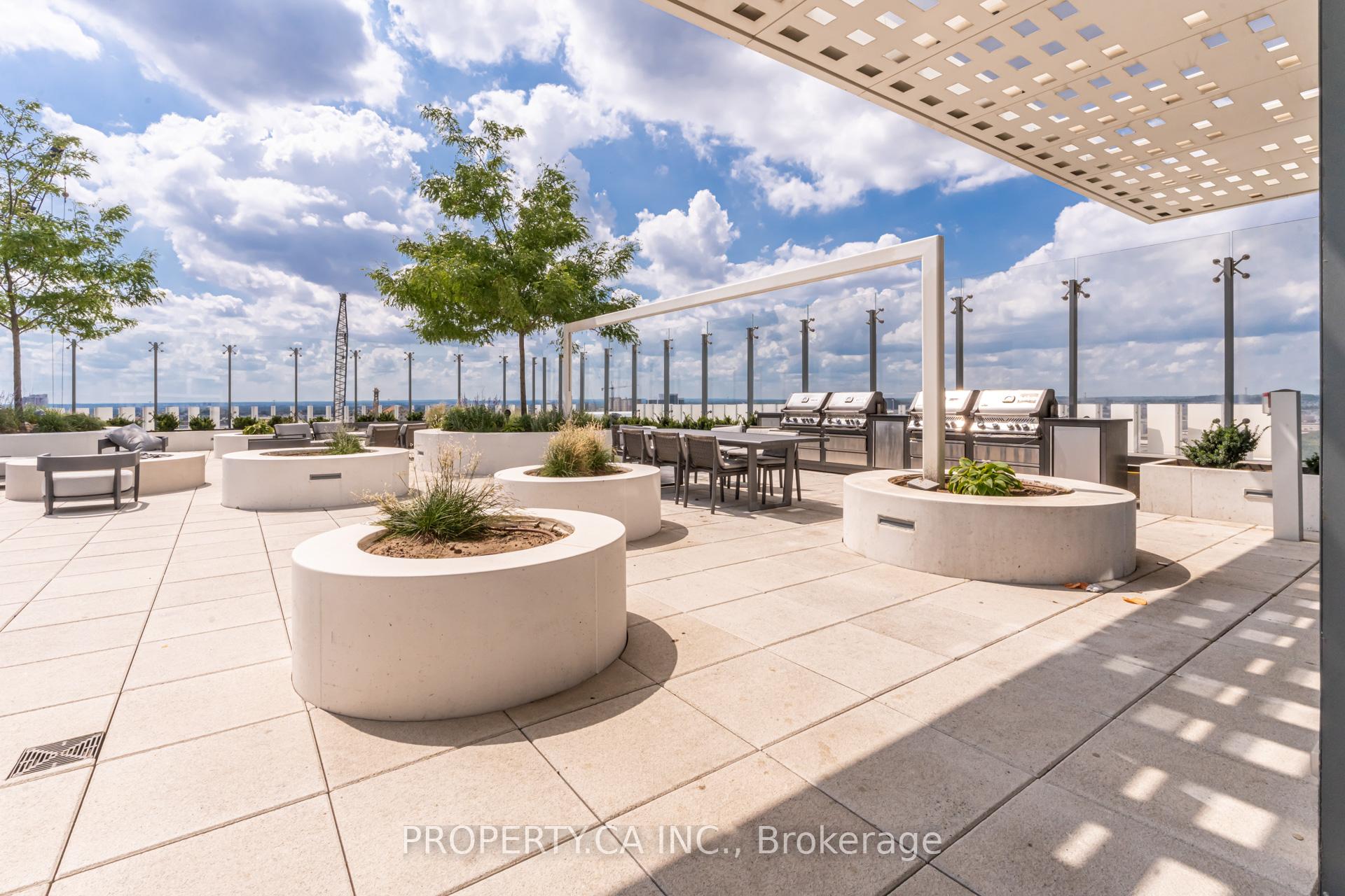 898 Portage Parkway 1602