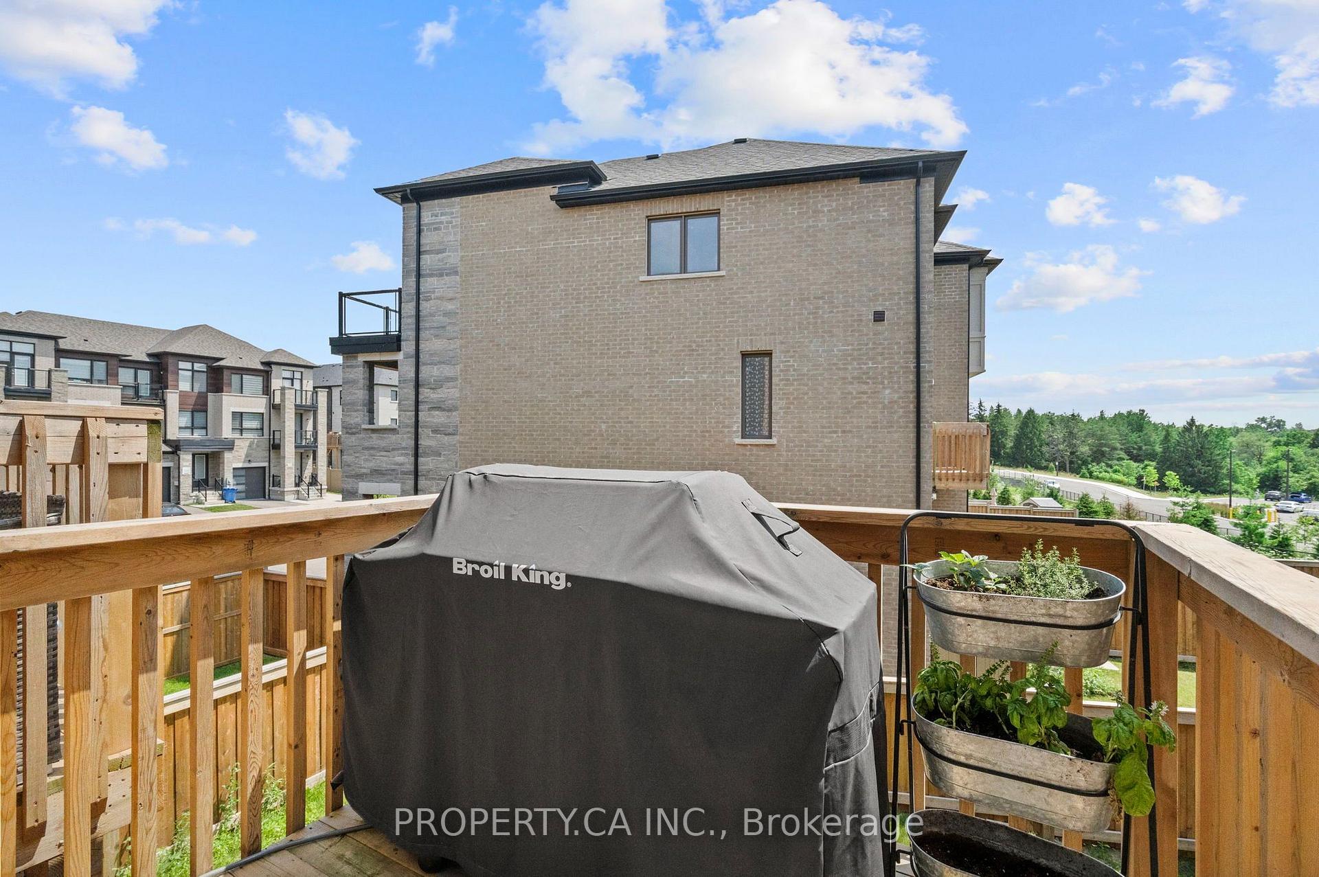 556 New England Court