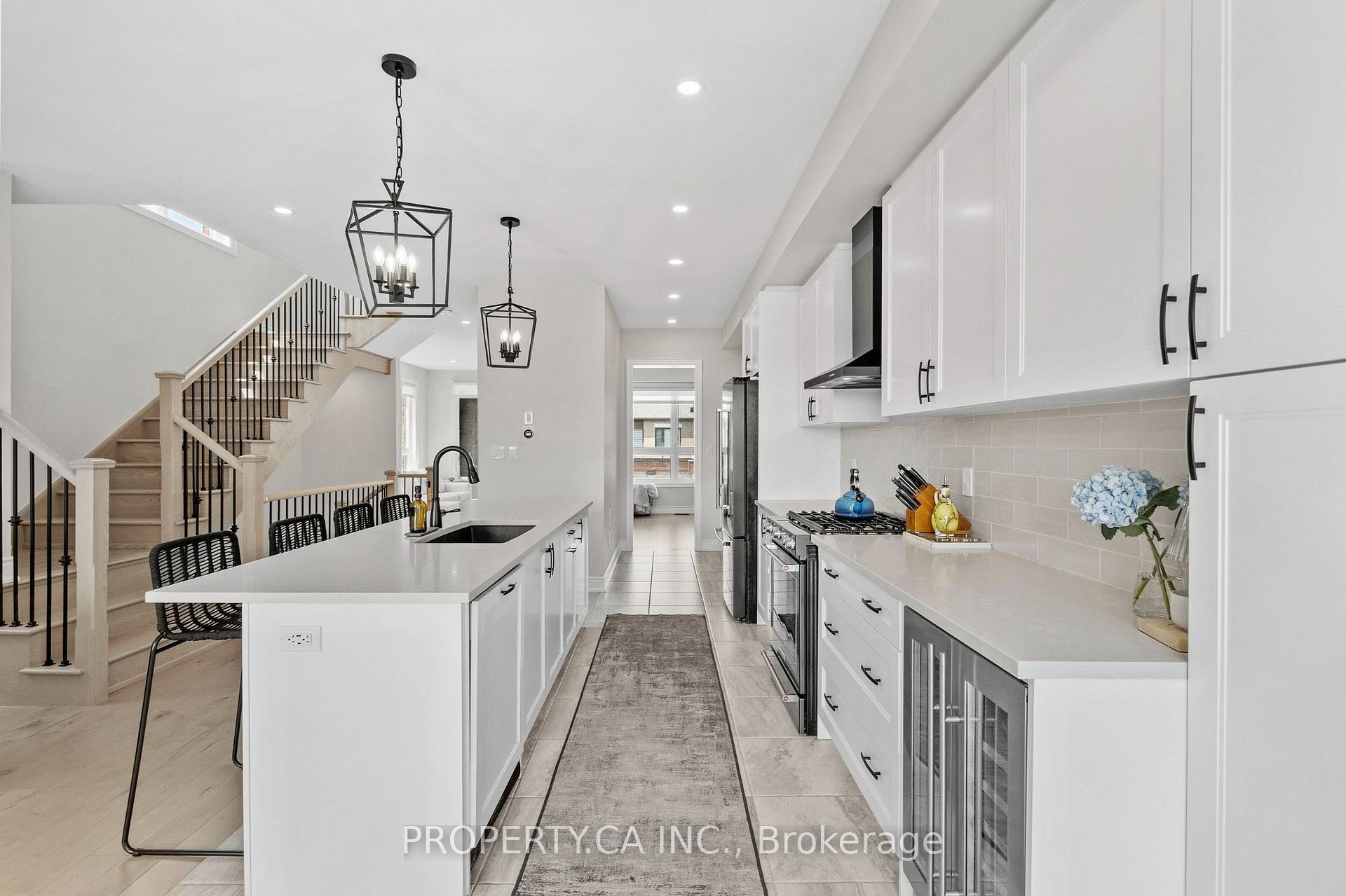 556 New England Court