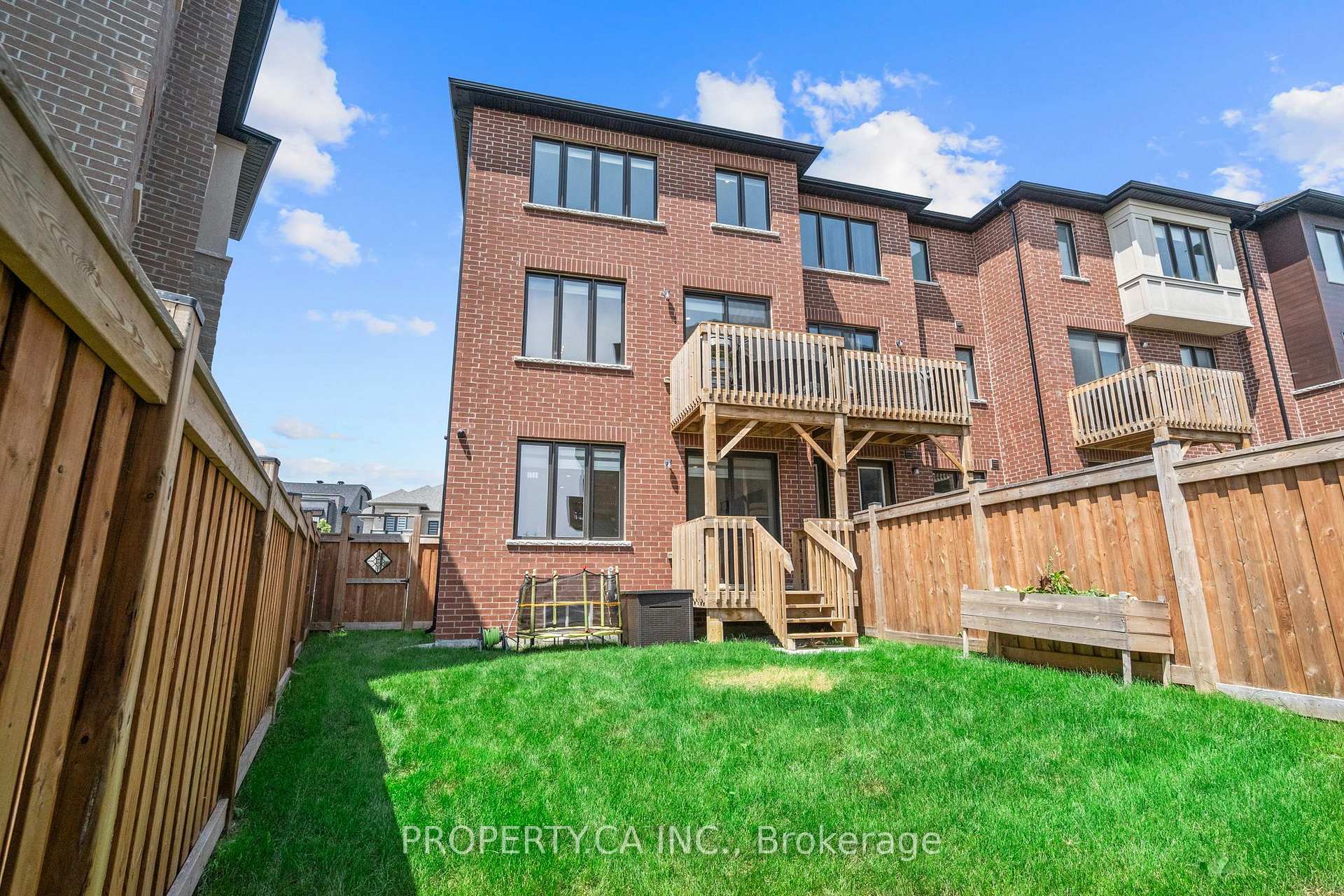556 New England Court