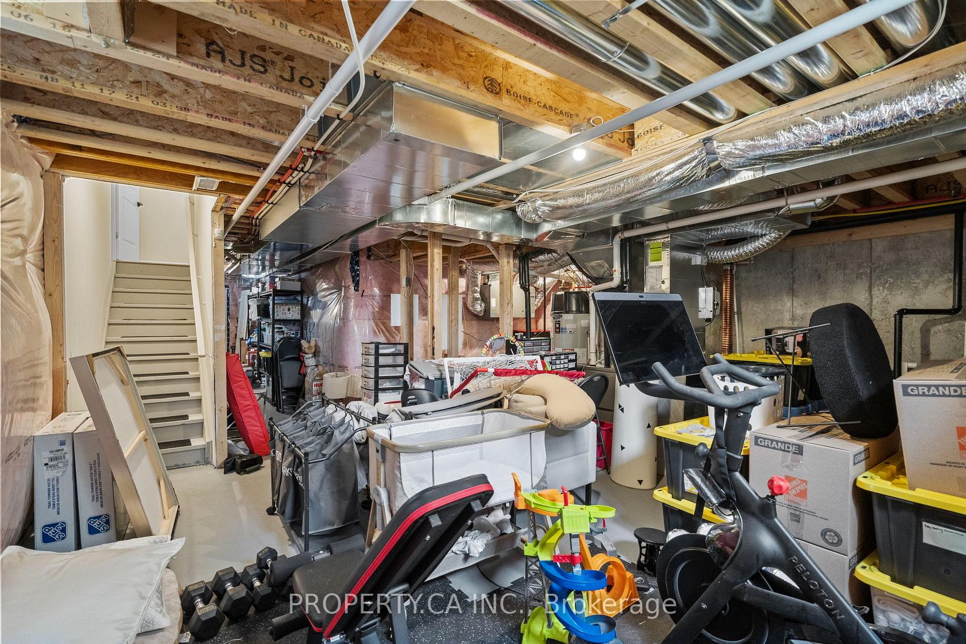 556 New England Court