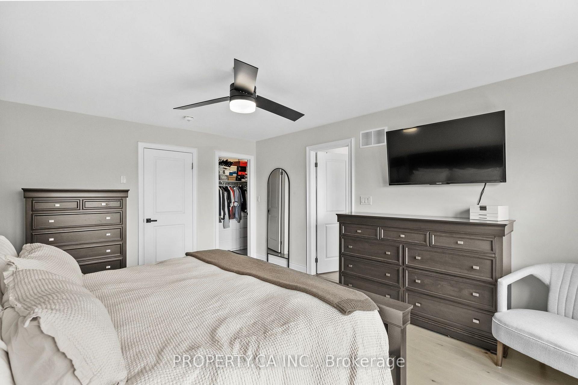 556 New England Court