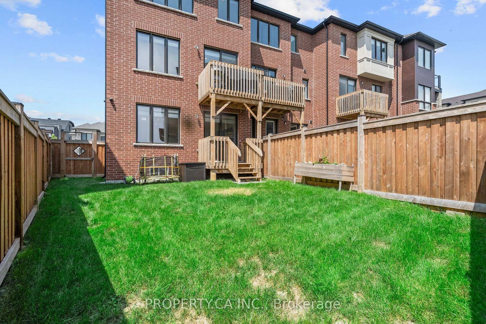 556 New England Court