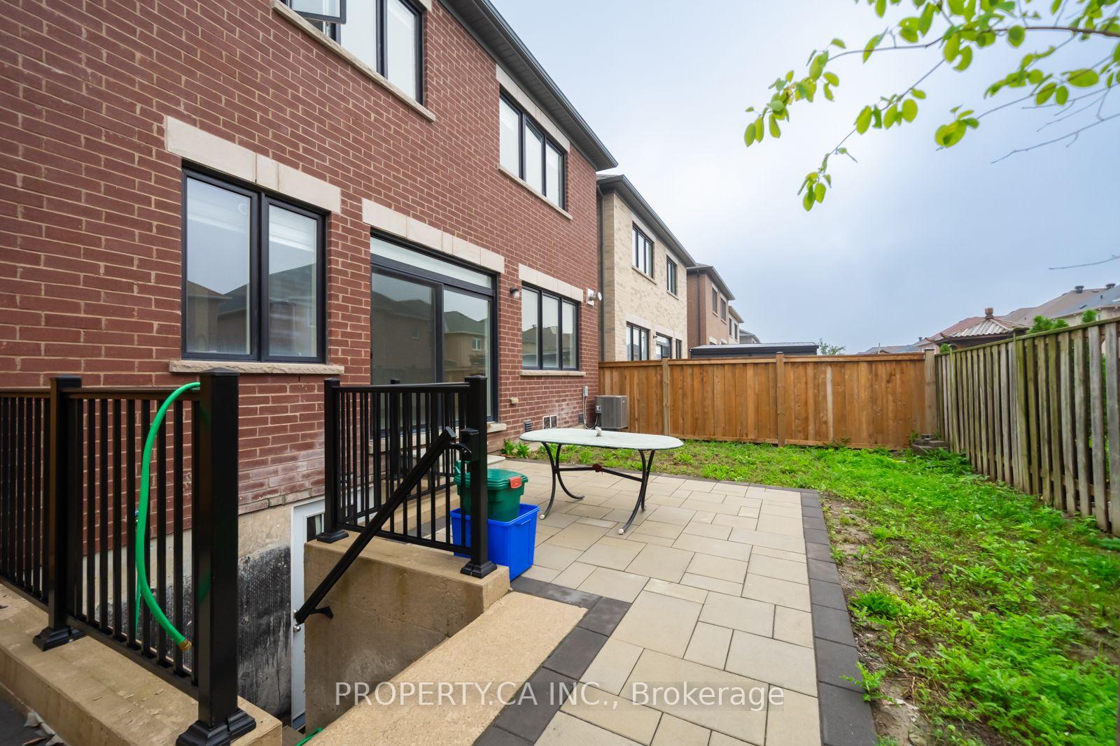 17 Jinnah Avenue